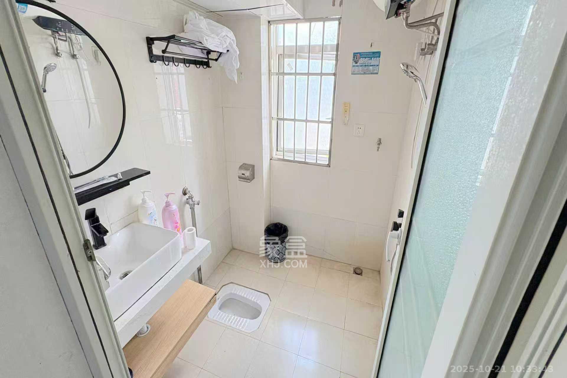 君临国际  1室1厅1卫    1800.0元/月 君临国际  1室1厅1卫    1800.0元/月室内图