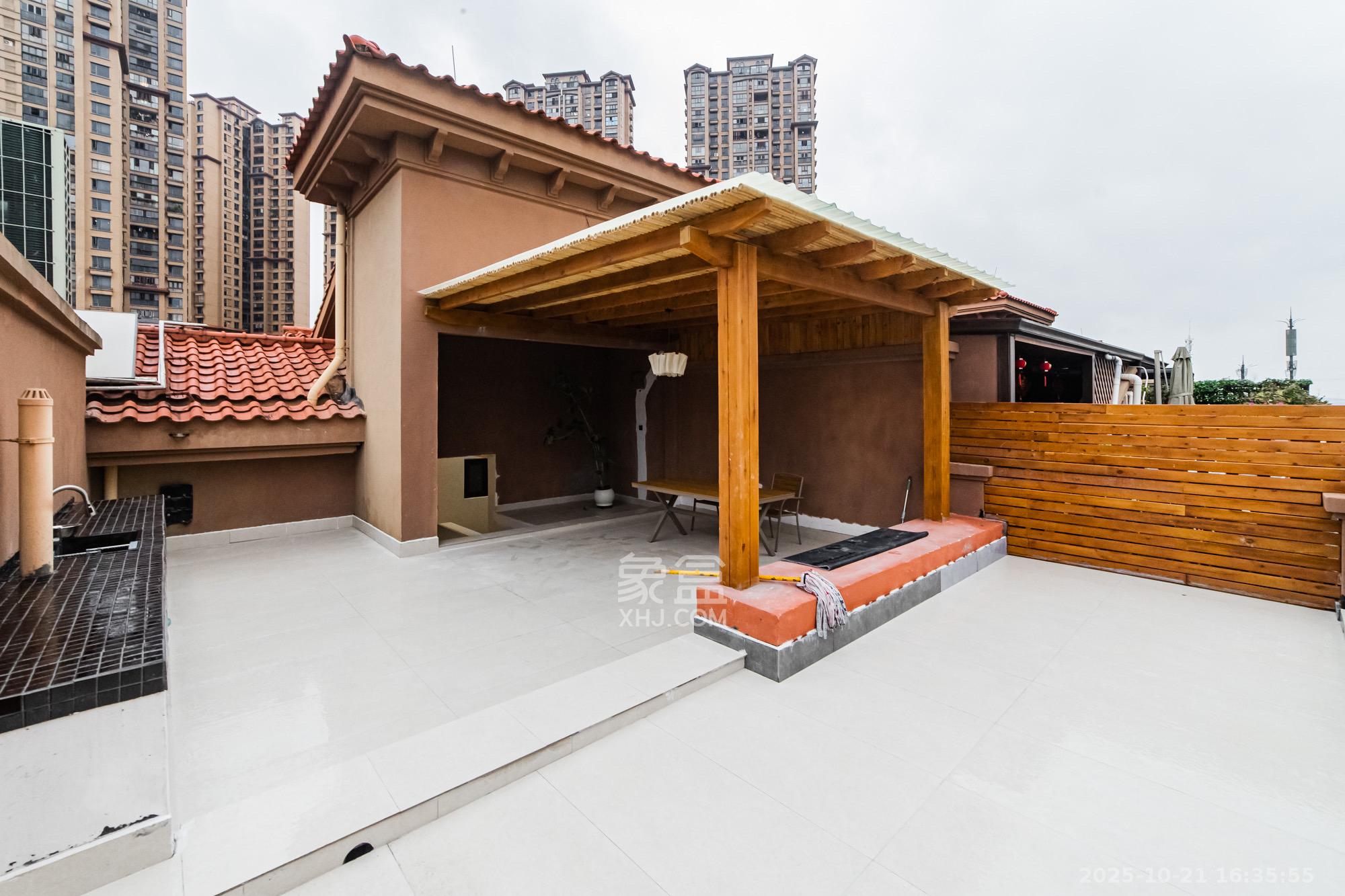 珠江郦城璞墅 1室0厅0卫 13500.0元/月 珠江郦城璞墅 1室0厅0卫 13500.0元/月室内图