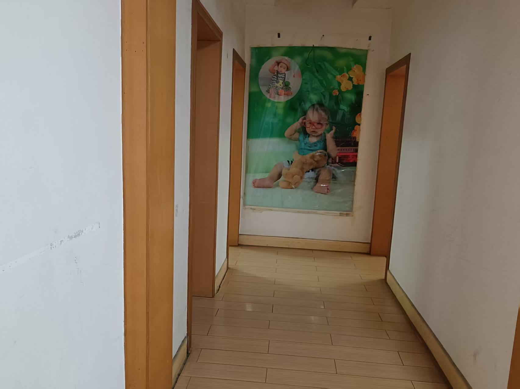 赫山区桃花仑办事处茶亭街社区  3室2厅1卫    28.8万室内图