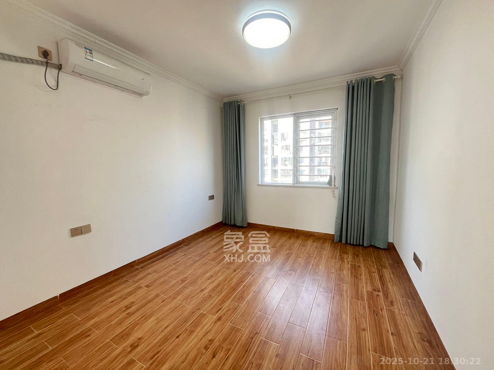 朝正美苑  4室2厅2卫    2880.0元/月室内图