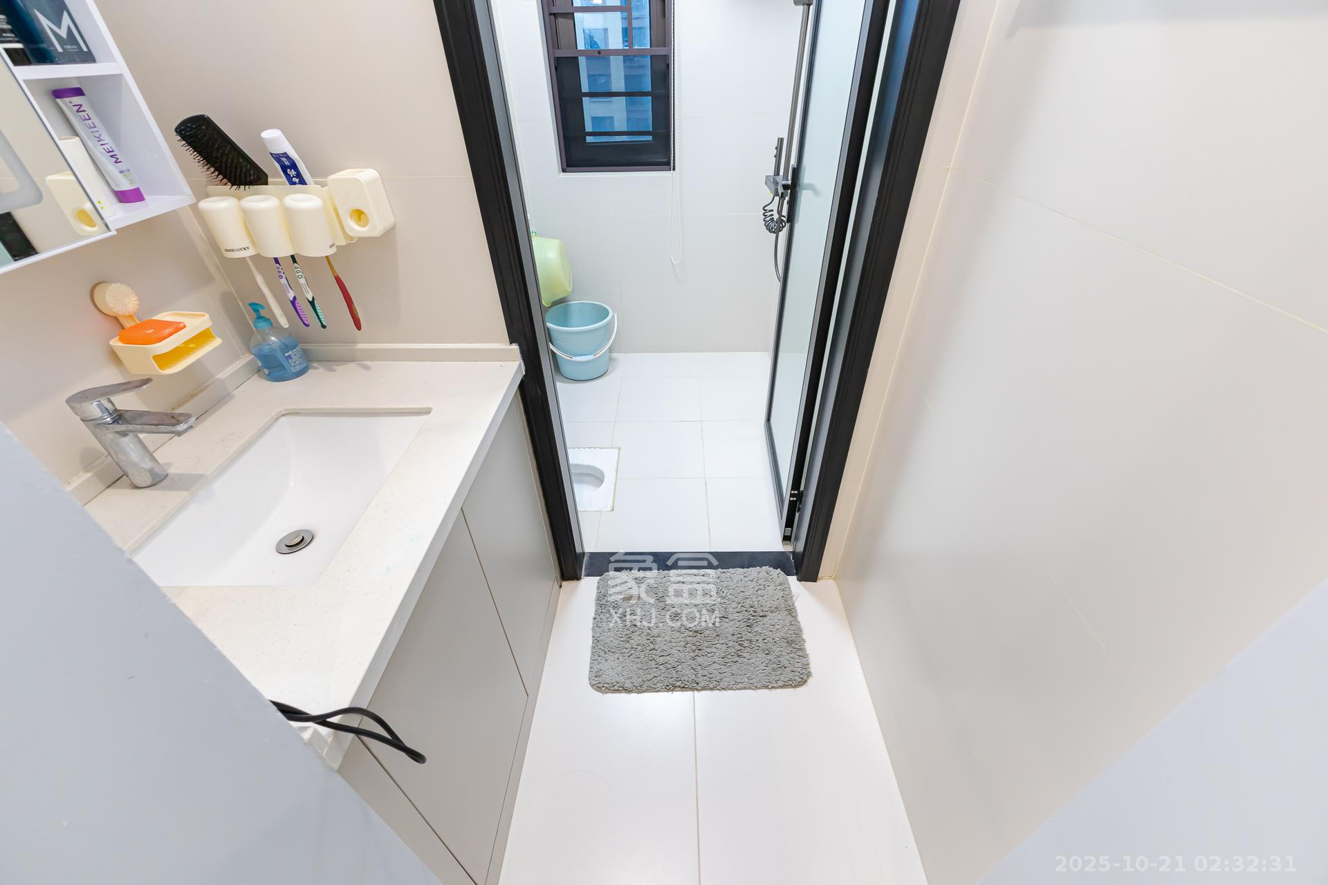 龙湖璟宸原著（龙湖紫宸）  4室2厅2卫    118.0万卫生间