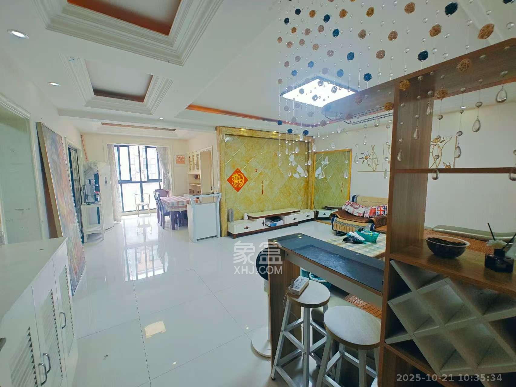 锦湘国际星城三期（锦绣苑）  2室1厅1卫    2100.0元/月室内图