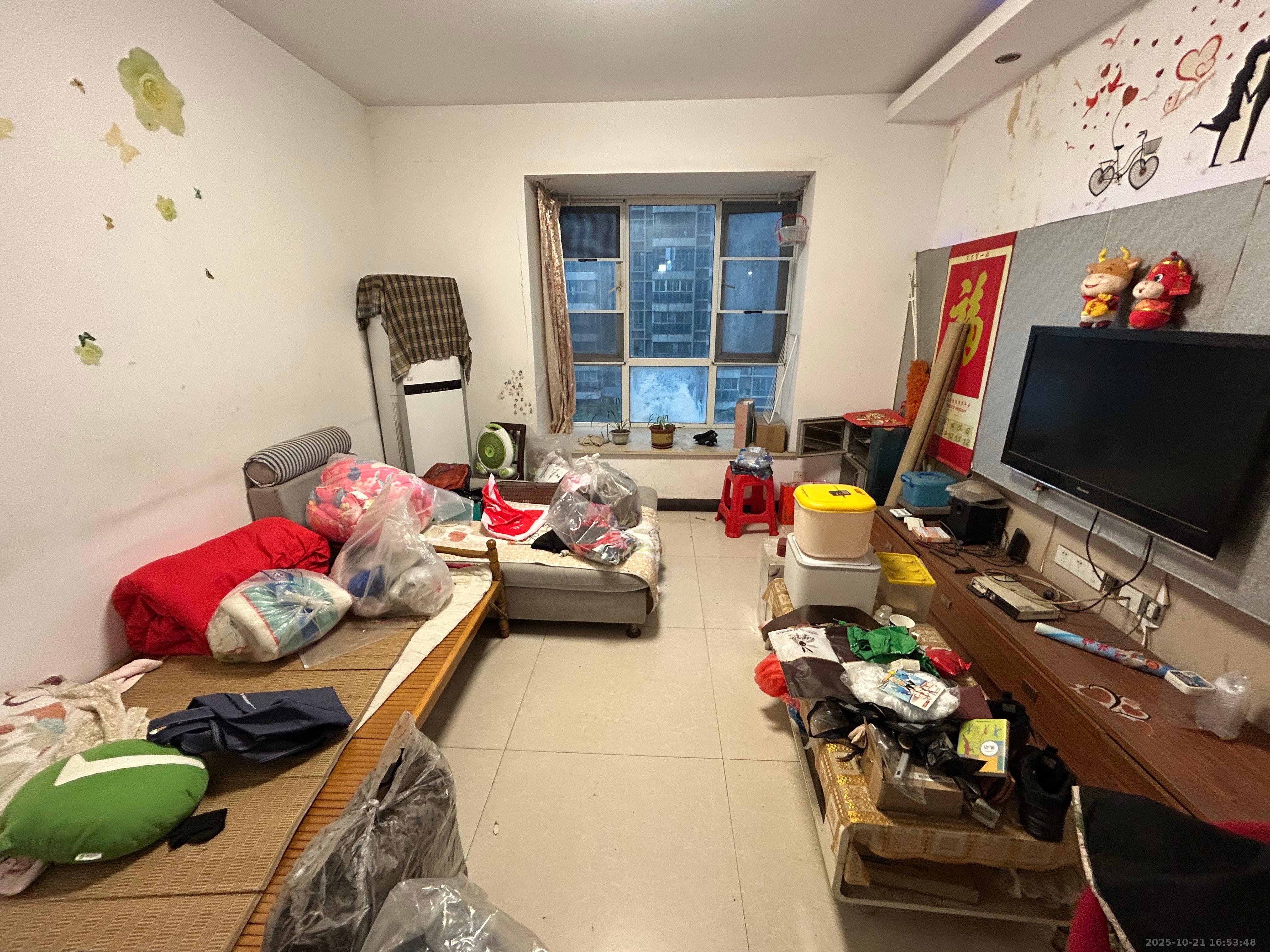 凯乐国际城  2室1厅2卫    2200.0元/月 凯乐国际城  2室1厅2卫    2200.0元/月