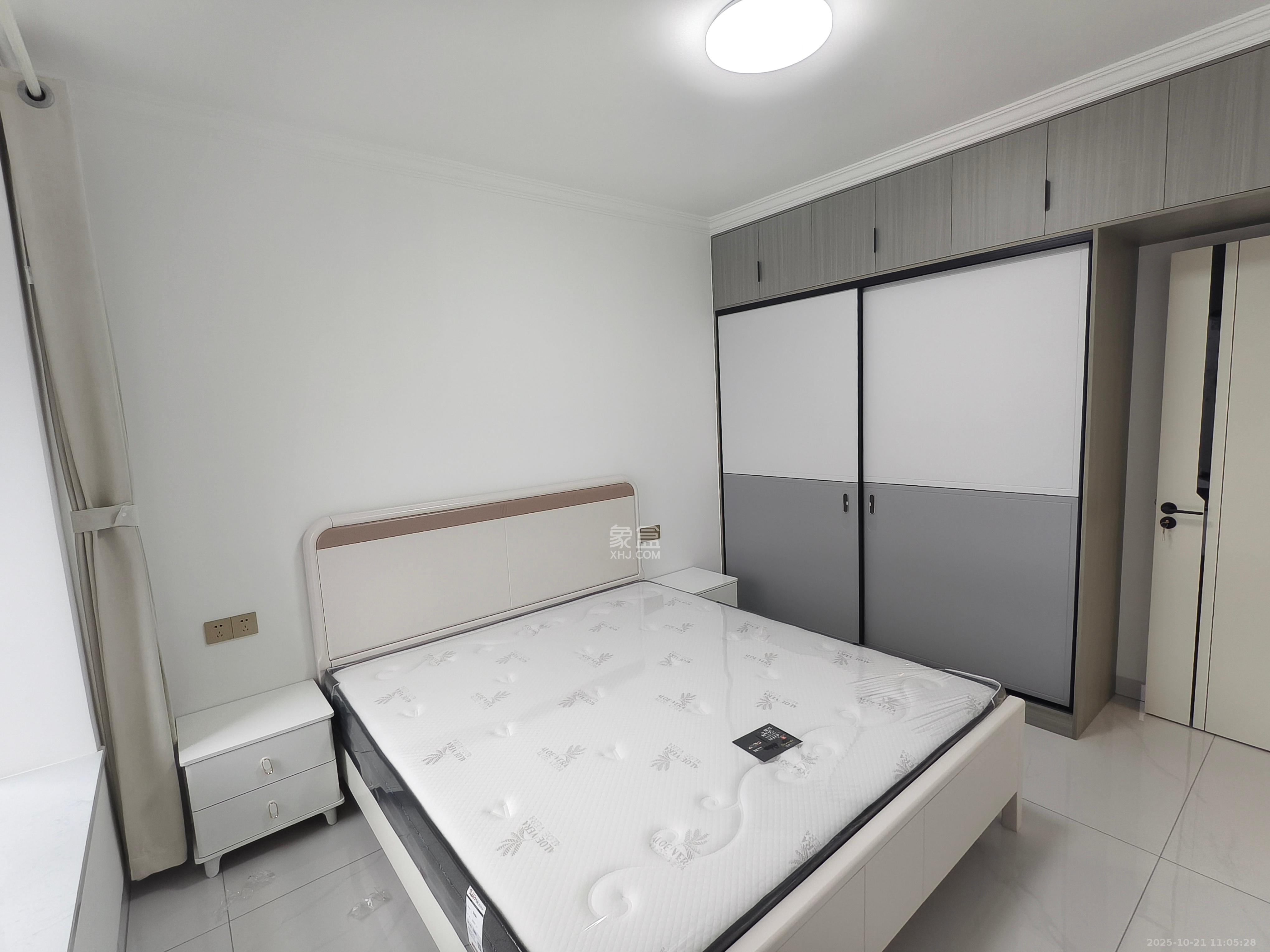 和润园三期 3室2厅1卫 2600.0元/月 和润园三期 3室2厅1卫 2600.0元/月室内图