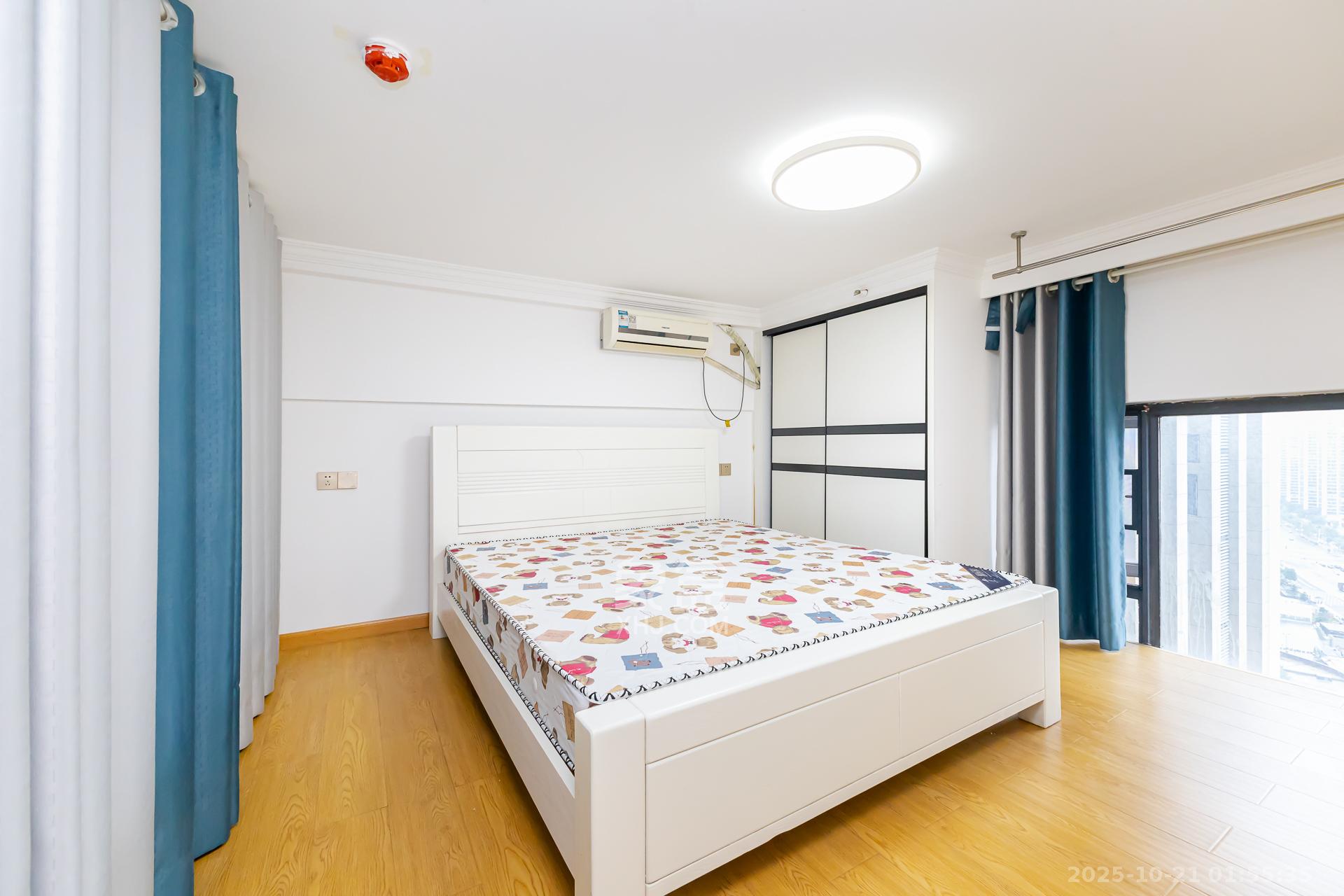 嘉宇银杉(嘉宇西苑) 1室0厅0卫 29.8万 嘉宇银杉(嘉宇西苑) 1室0厅0卫 29.8万卧室