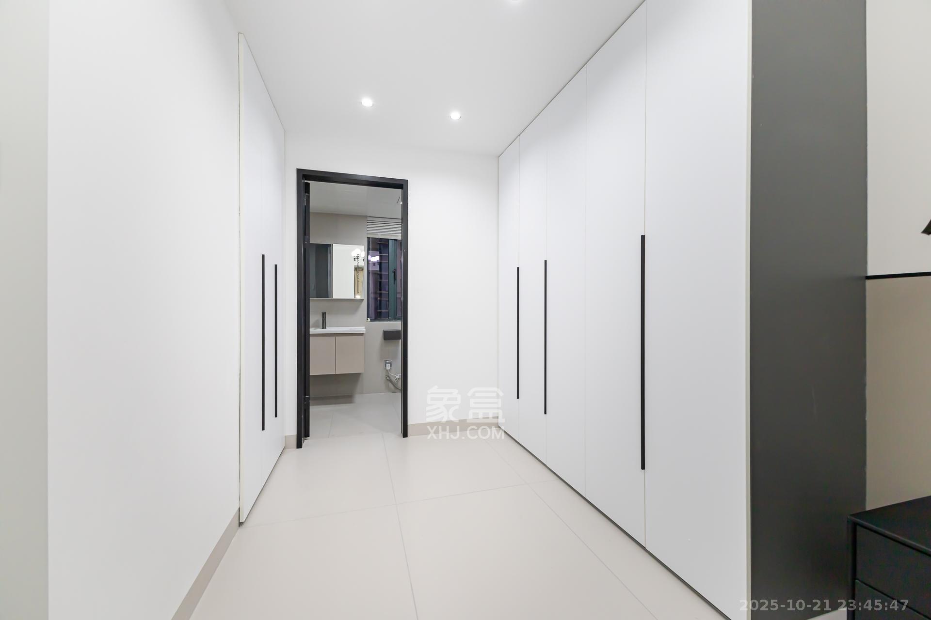 金湘苑（星澜之悦）  4室2厅2卫    98.0万卧室