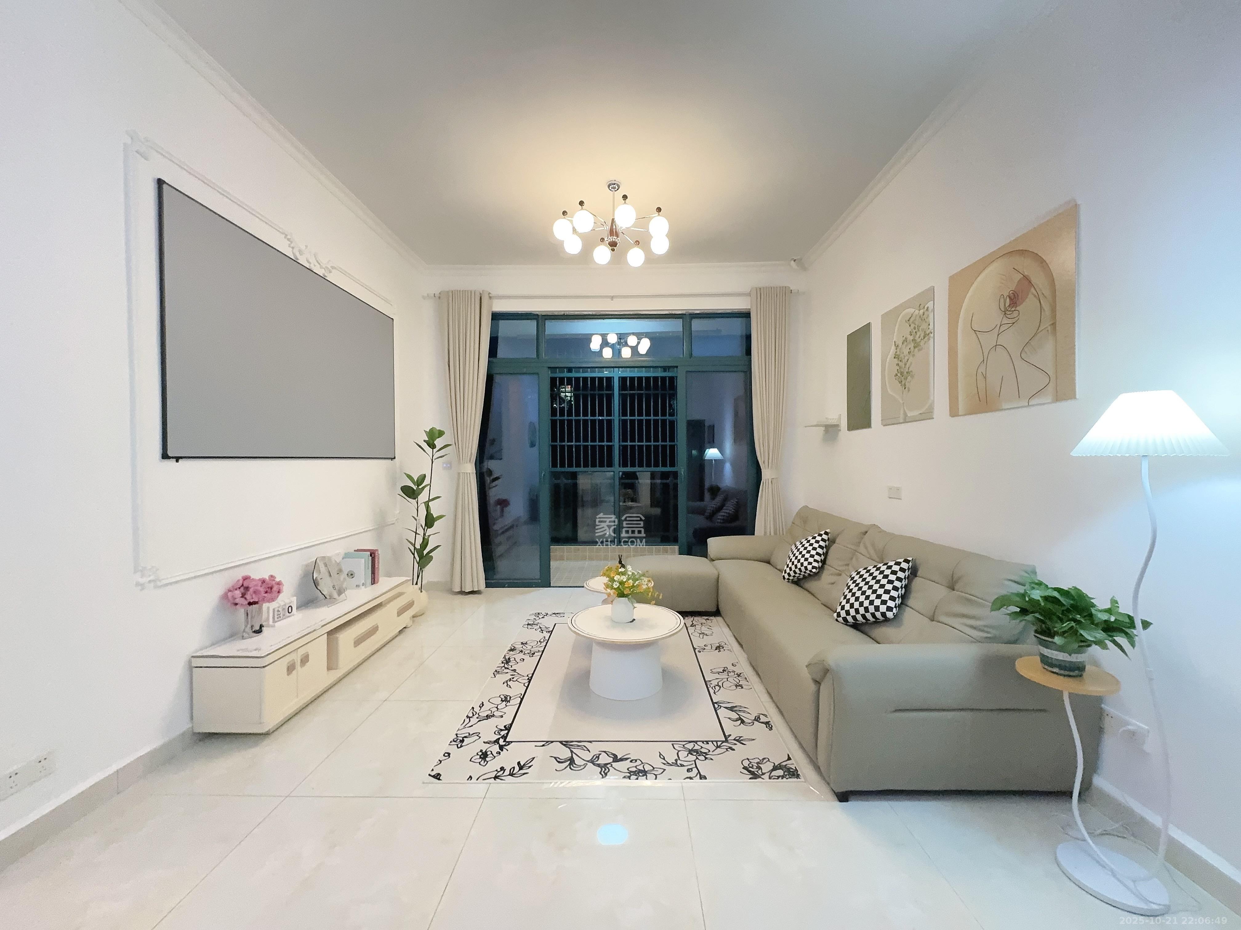 恒大翡翠华庭  3室2厅1卫    2800.0元/月 恒大翡翠华庭  3室2厅1卫    2800.0元/月室内图