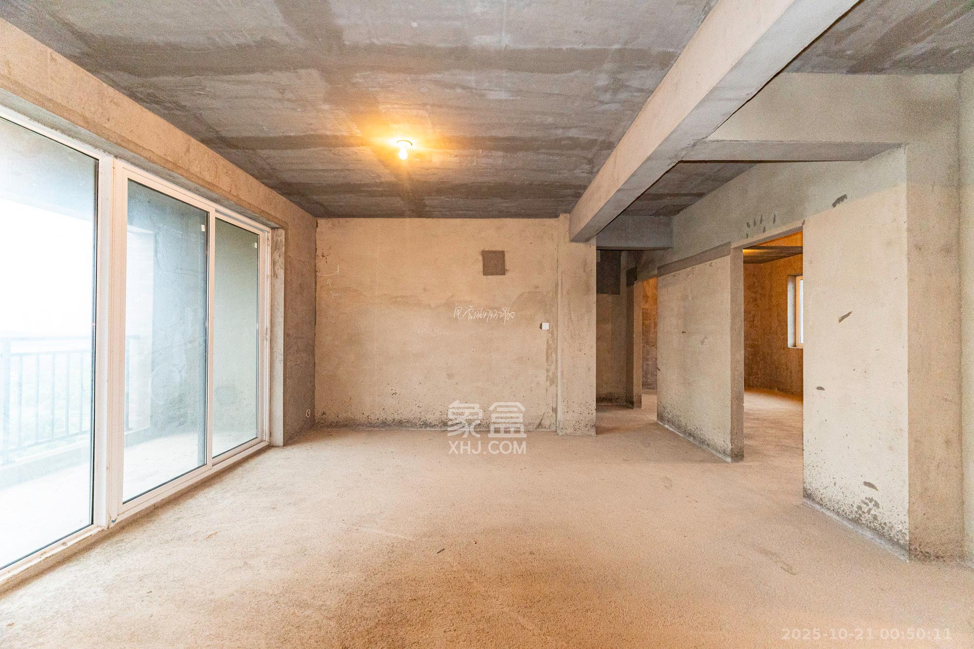 中安善化国际  4室2厅2卫    75.8万客厅