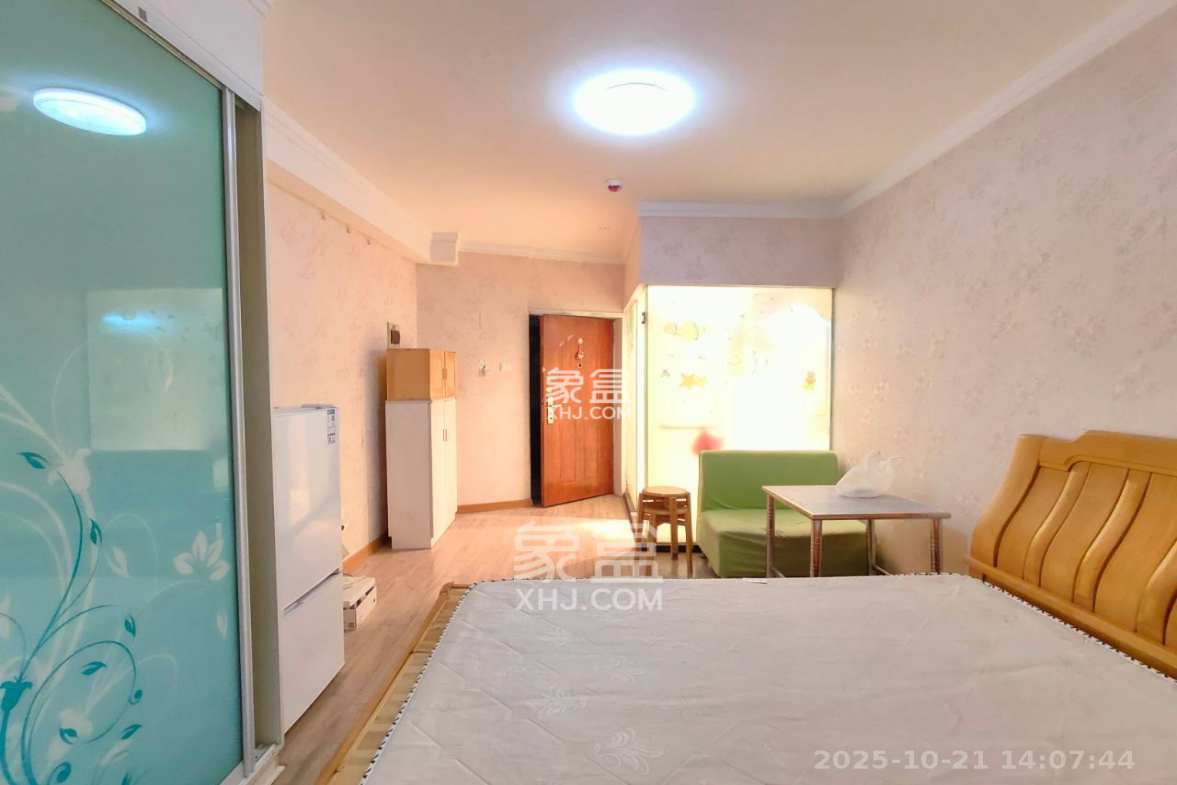 兰卡威国际  1室1厅1卫    1300.0元/月 兰卡威国际  1室1厅1卫    1300.0元/月室内图