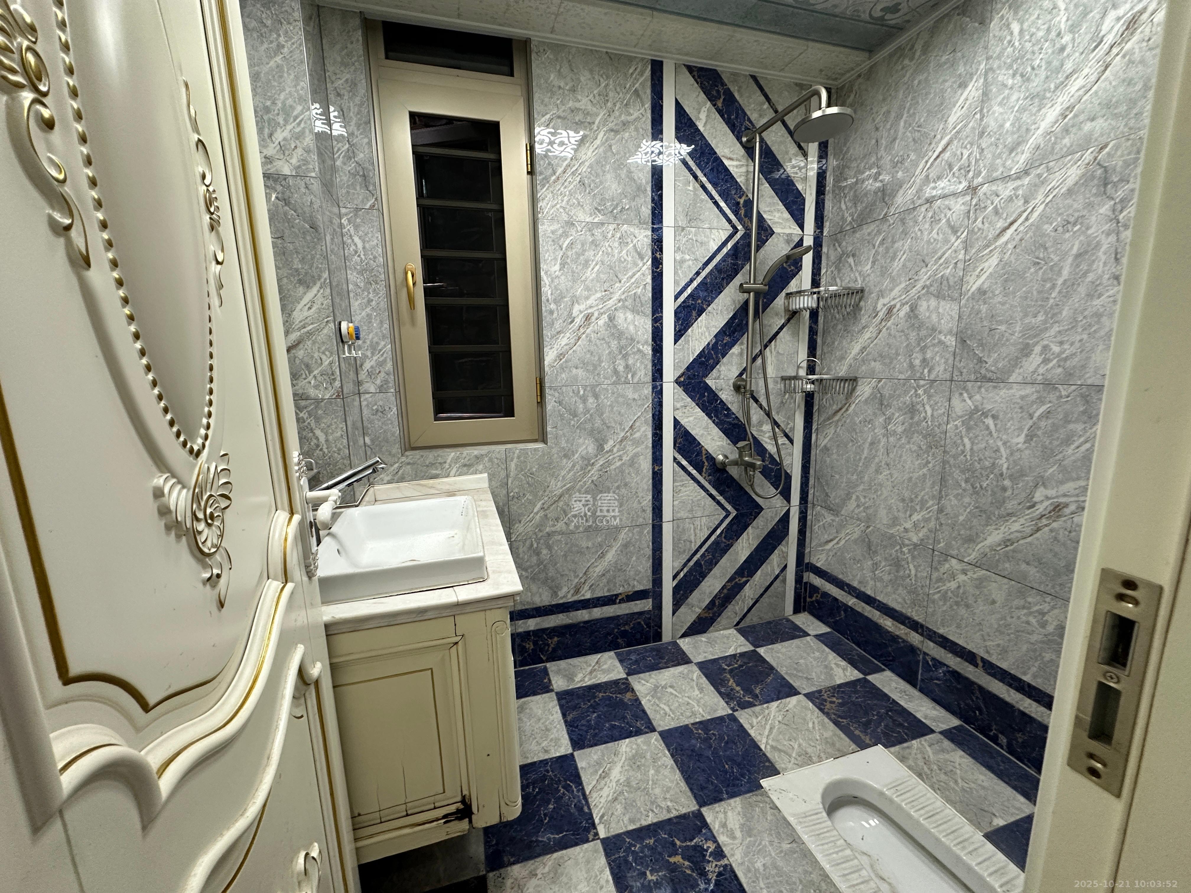 江河中央洋房  3室2厅2卫    7500.0元/月 江河中央洋房  3室2厅2卫    7500.0元/月室内图