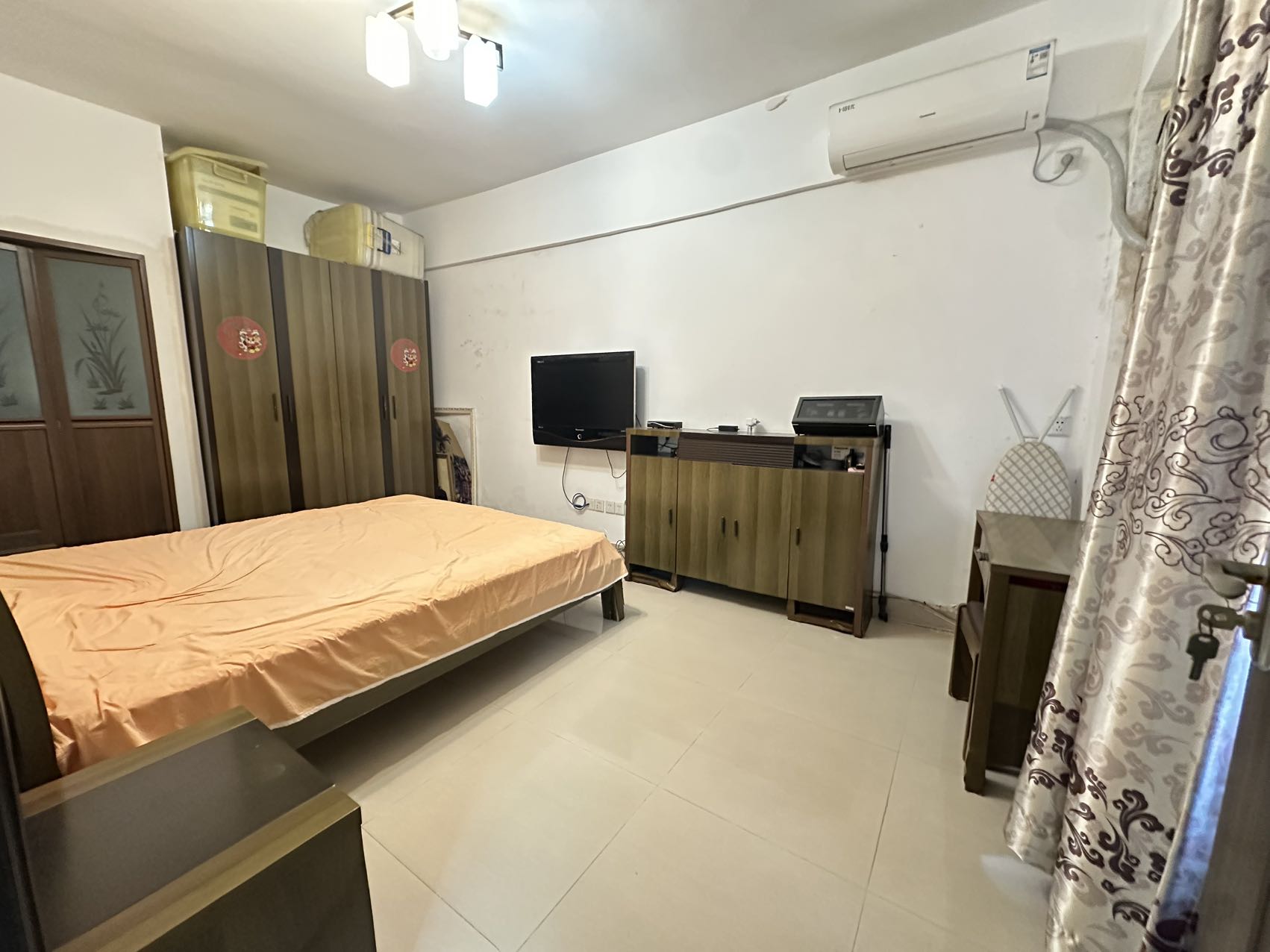 龙珠新城  3室2厅1卫    106.0万 龙珠新城  3室2厅1卫    106.0万客厅