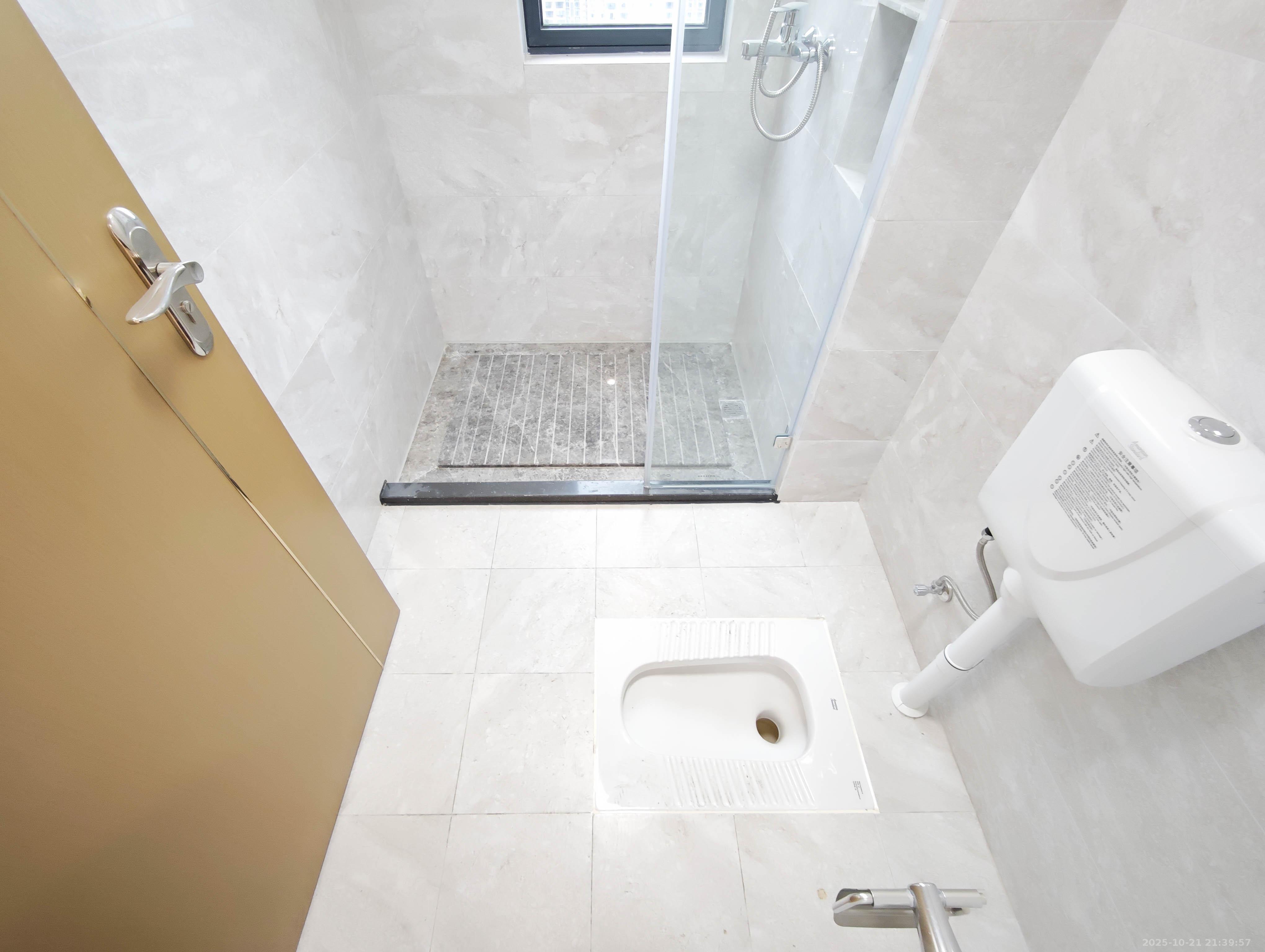 中建嘉和城凤凰台(中建瑞兴家园) 4室2厅2卫 114.0万 中建嘉和城凤凰台(中建瑞兴家园) 4室2厅2卫 114.0万卫生间