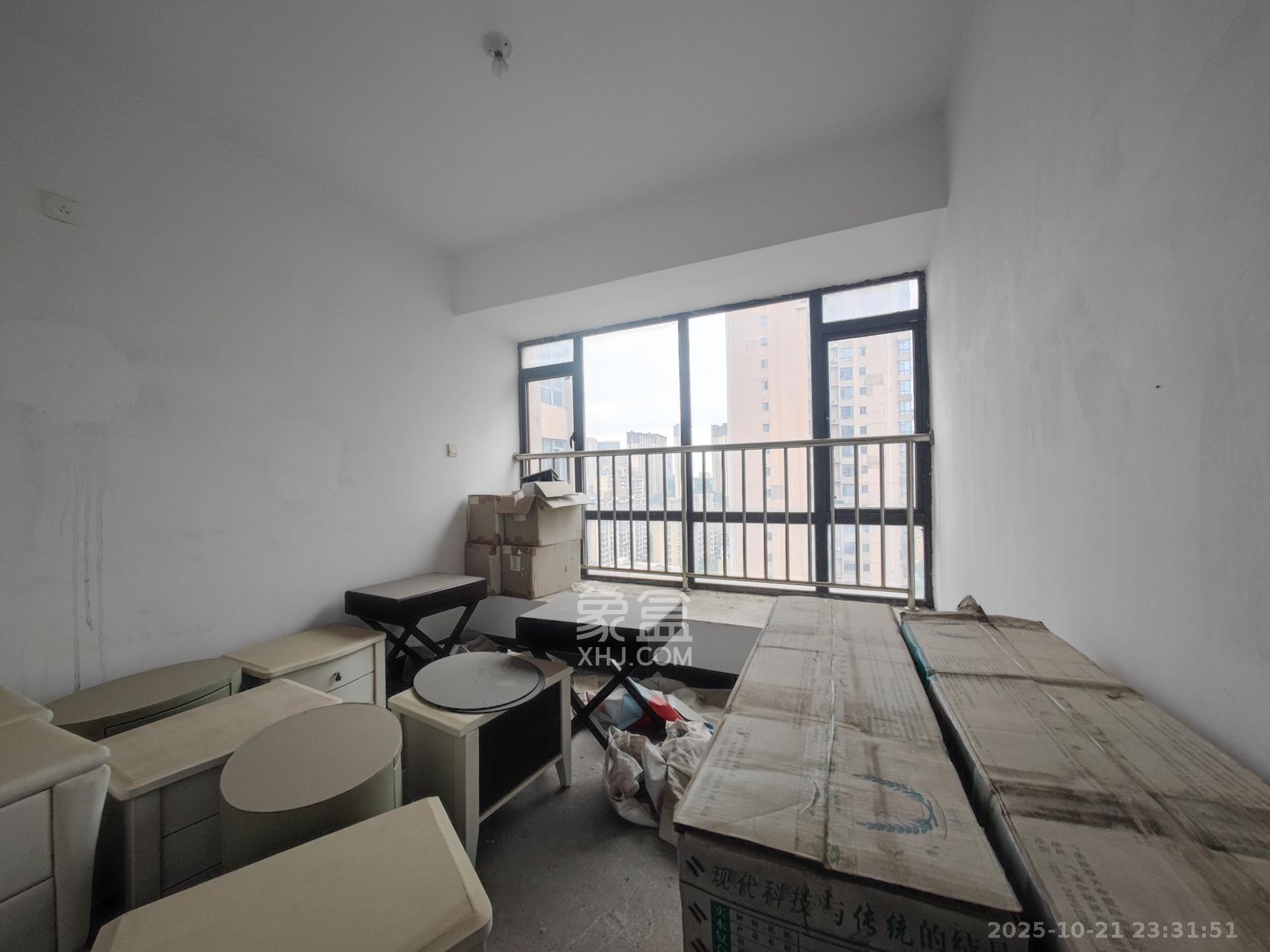 潇湘名城(新里程潇湘名城)  3室2厅2卫    102.0万 潇湘名城(新里程潇湘名城)  3室2厅2卫    102.0万卧室