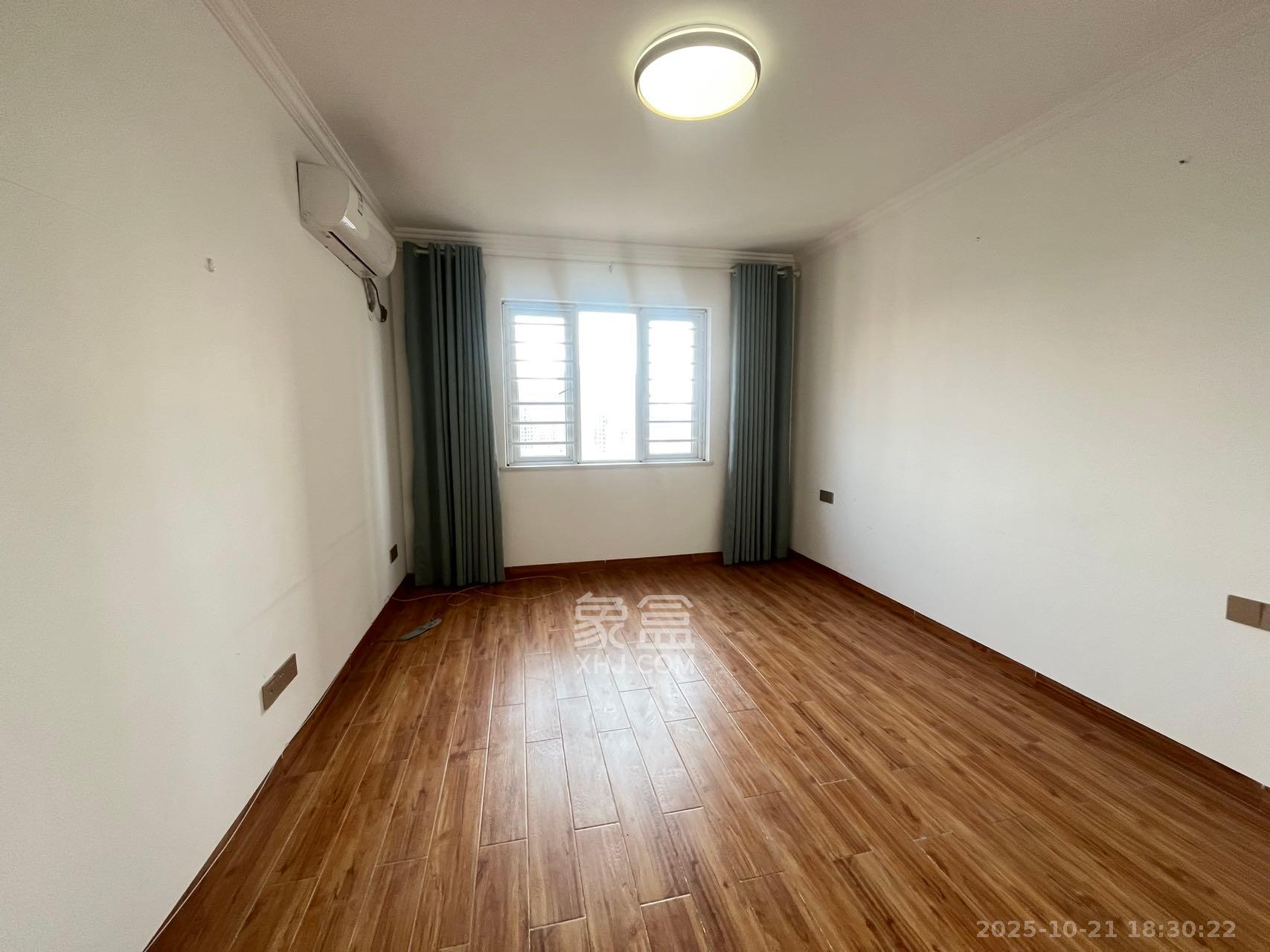 朝正美苑  4室2厅2卫    2880.0元/月 朝正美苑  4室2厅2卫    2880.0元/月室内图