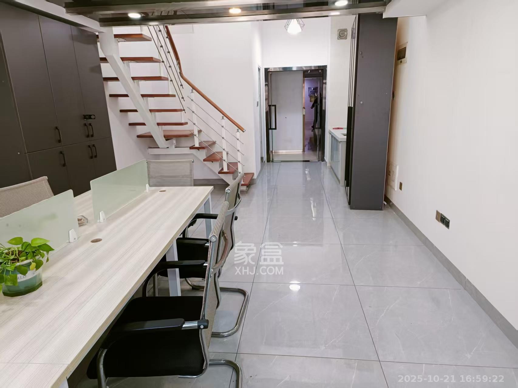 华润置地广场二期  1室1厅1卫    1850.0元/月室内图