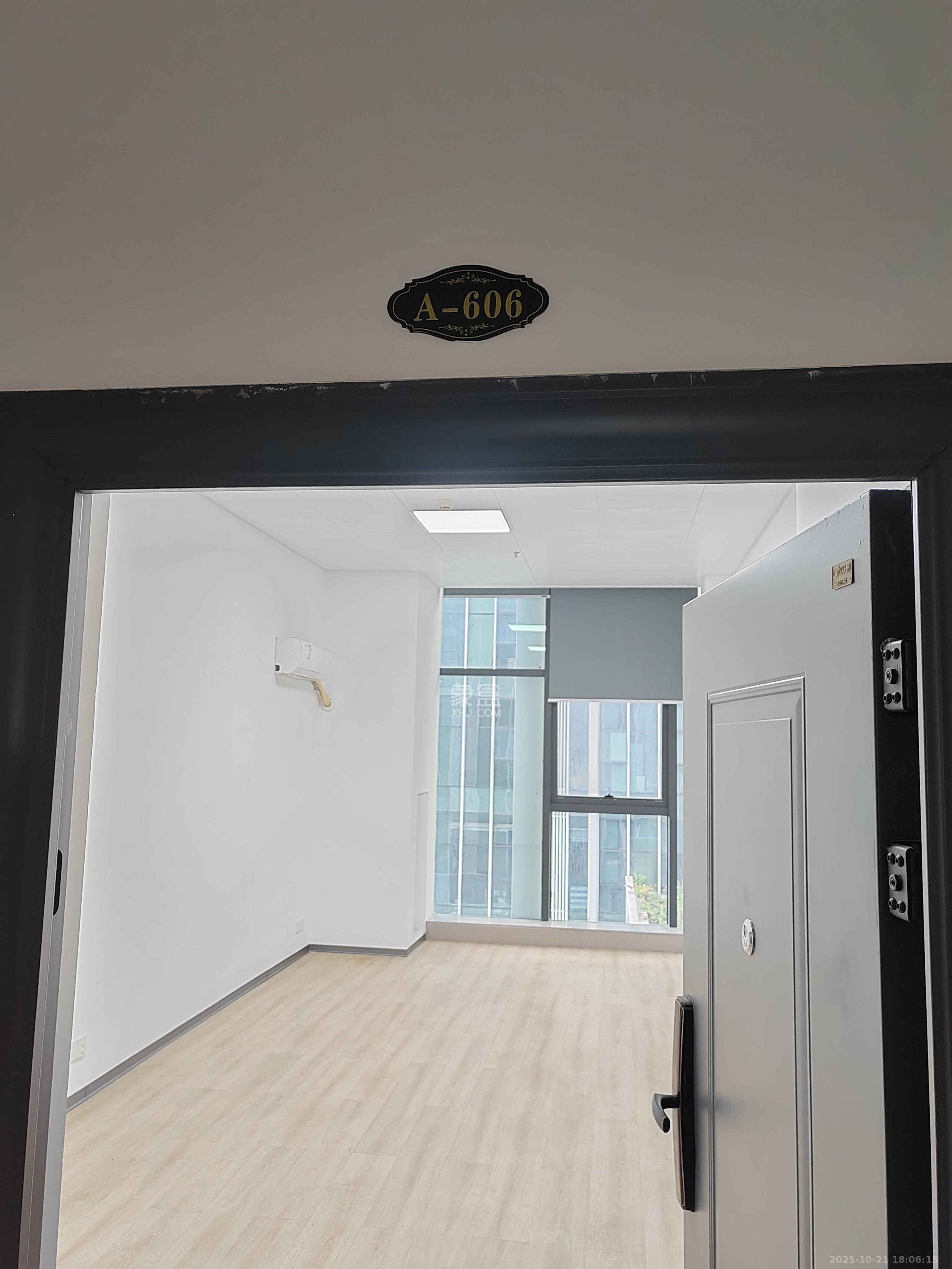 广大商务大厦  1室1厅1卫    1880.0元/月室内图