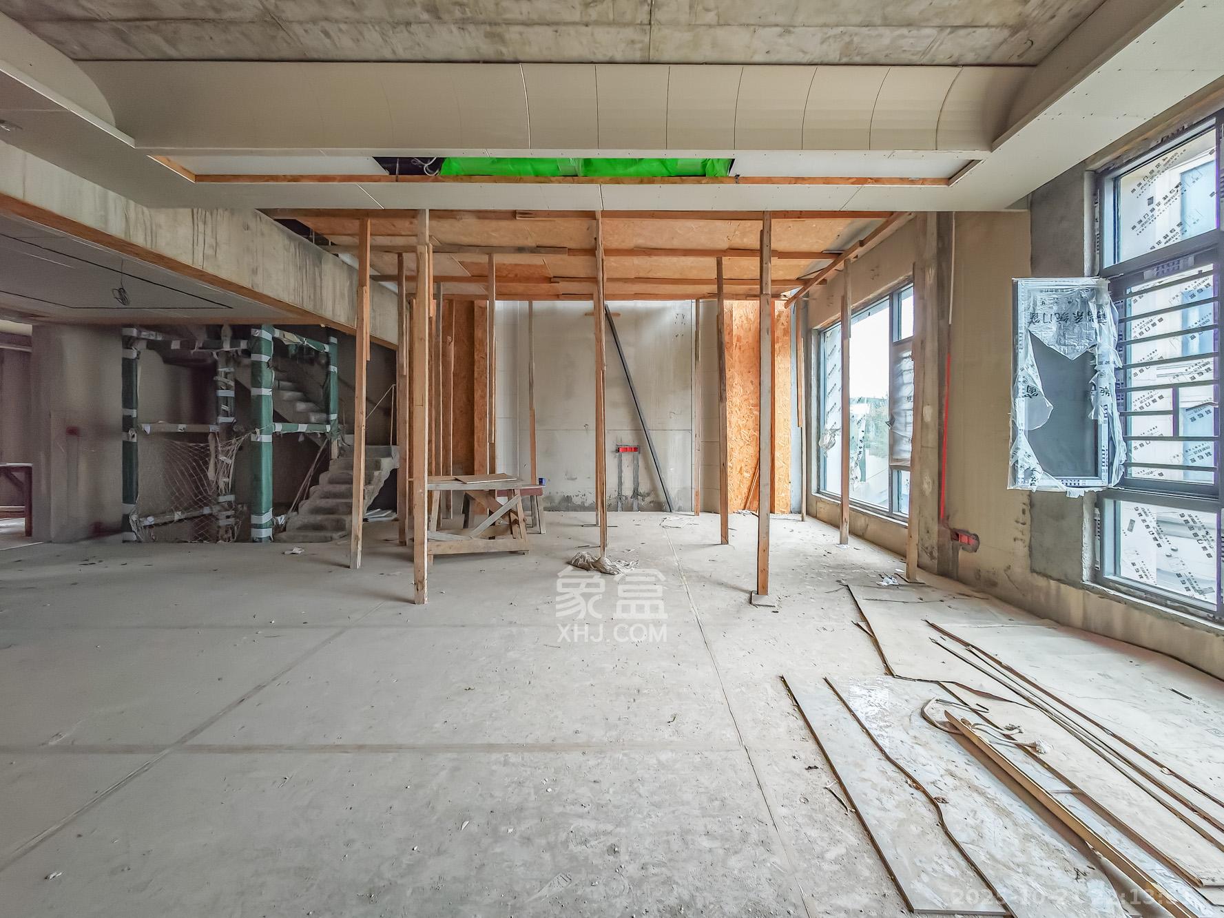 恒基旭辉湖山赋  5室2厅4卫    680.0万 恒基旭辉湖山赋  5室2厅4卫    680.0万