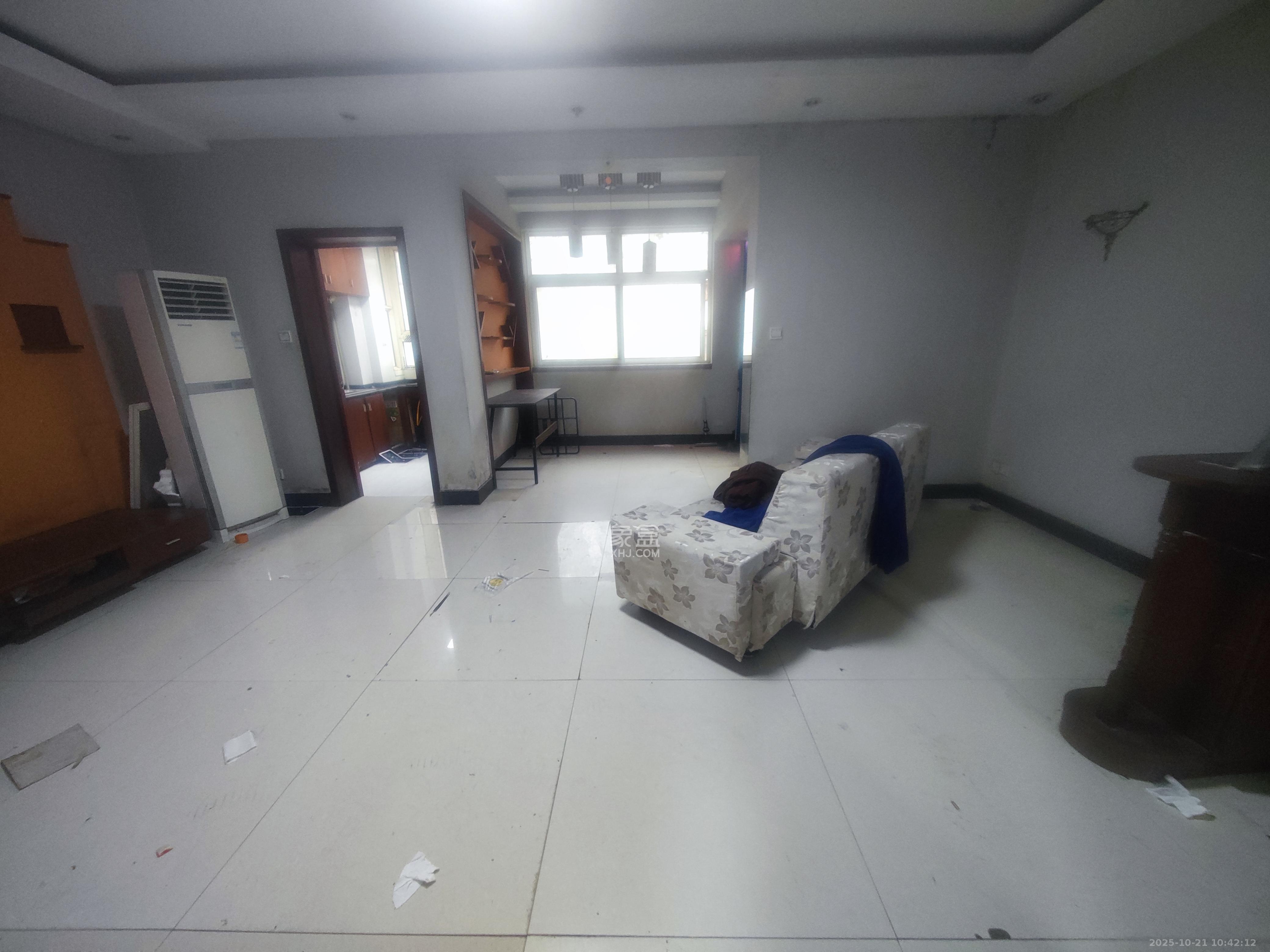 南湖路水工机械厂宿舍  2室1厅1卫    1600.0元/月室内图