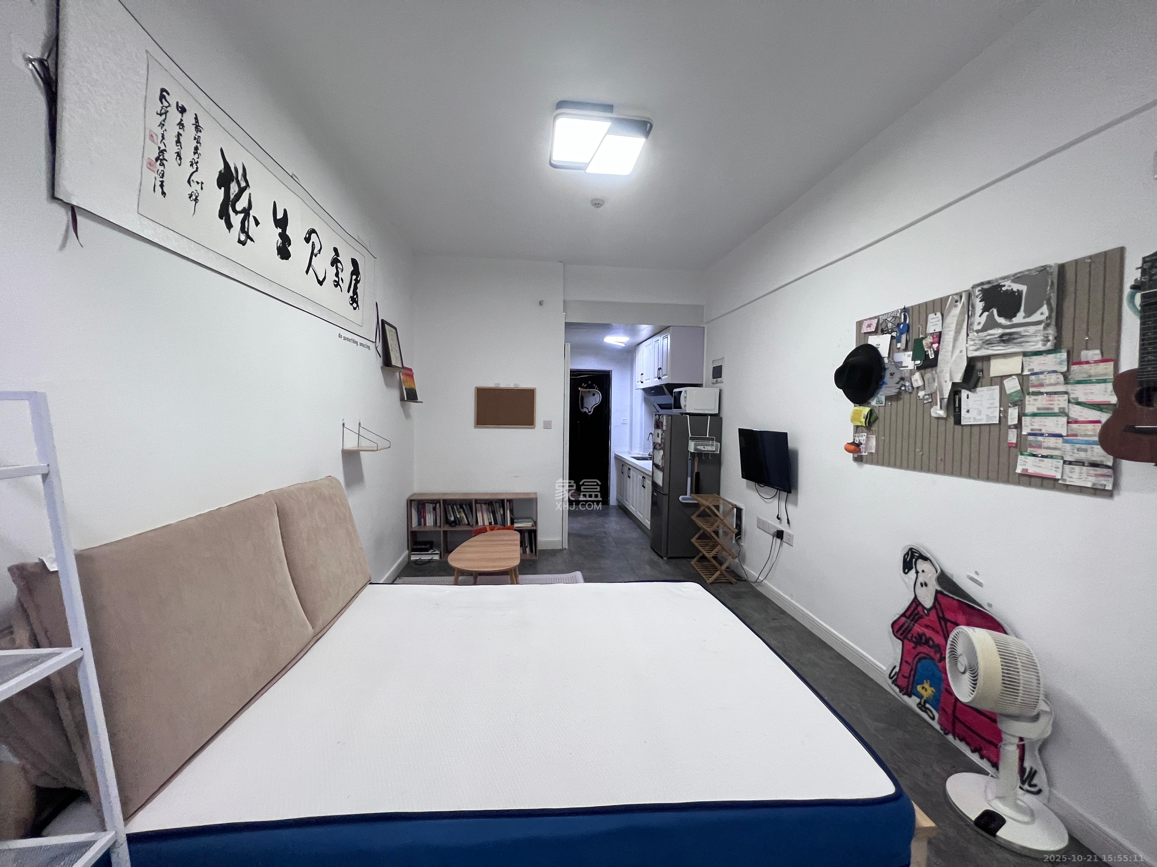 东盈商业广场（华泉城市广场）  1室1厅1卫    1600.0元/月