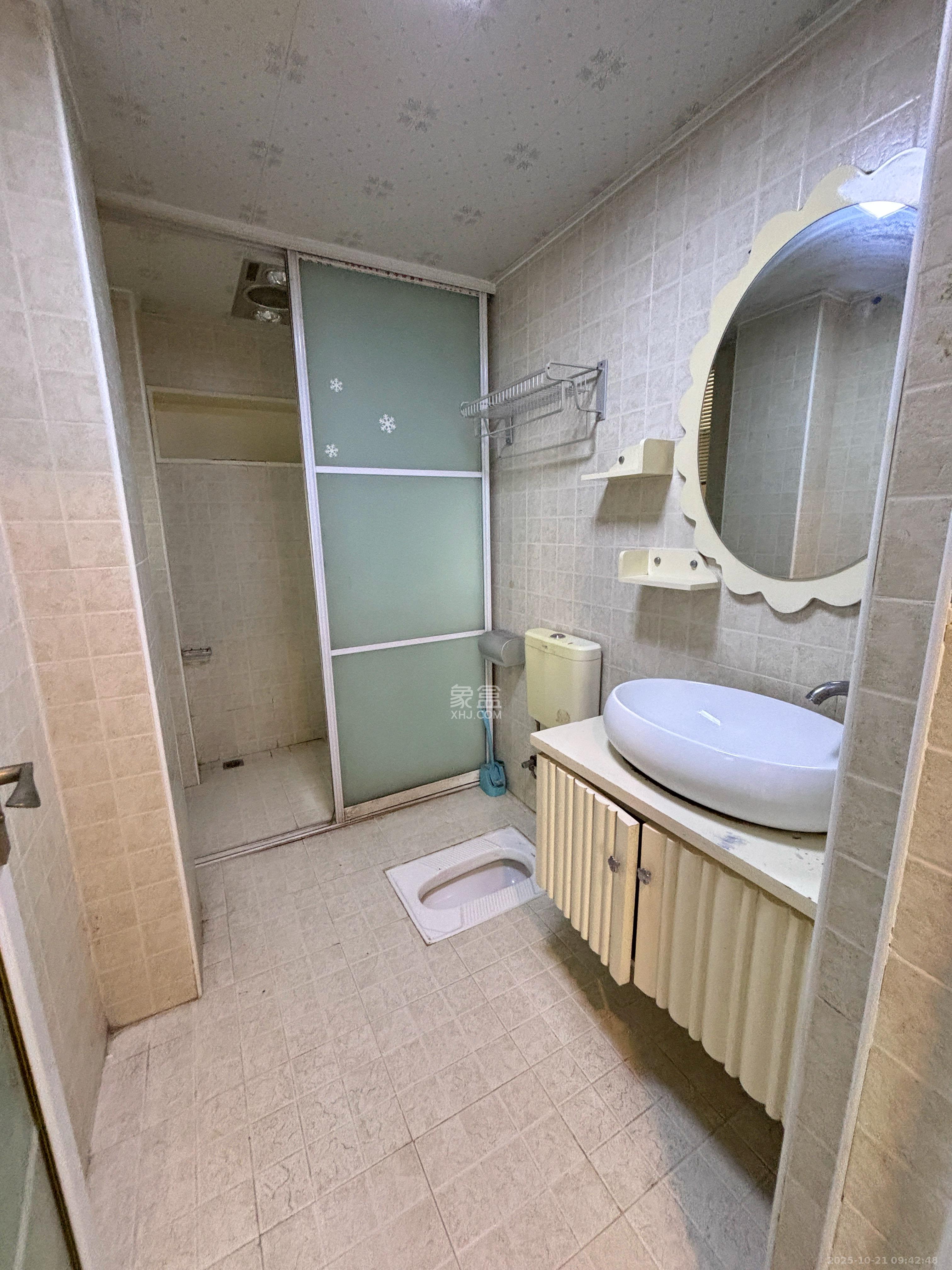 蓝山郡  2室2厅1卫    1850.0元/月室内图