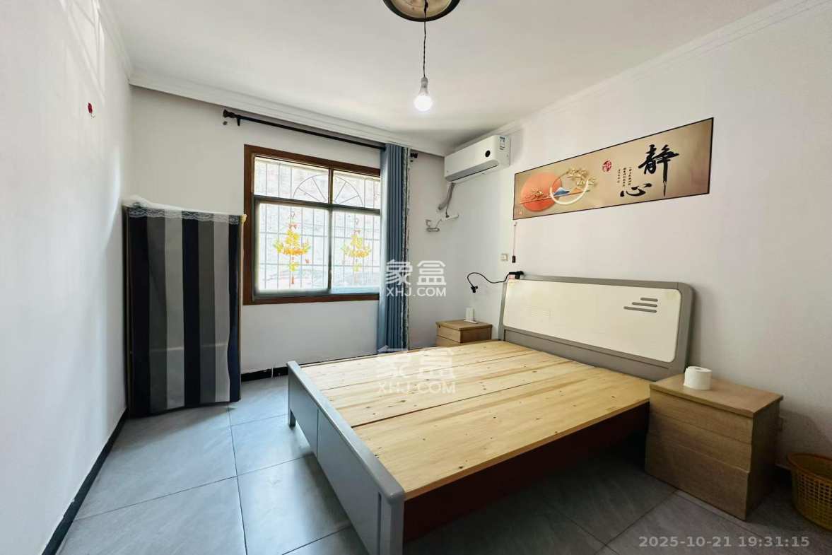 陡岭社区  2室1厅1卫    1500.0元/月 陡岭社区  2室1厅1卫    1500.0元/月室内图