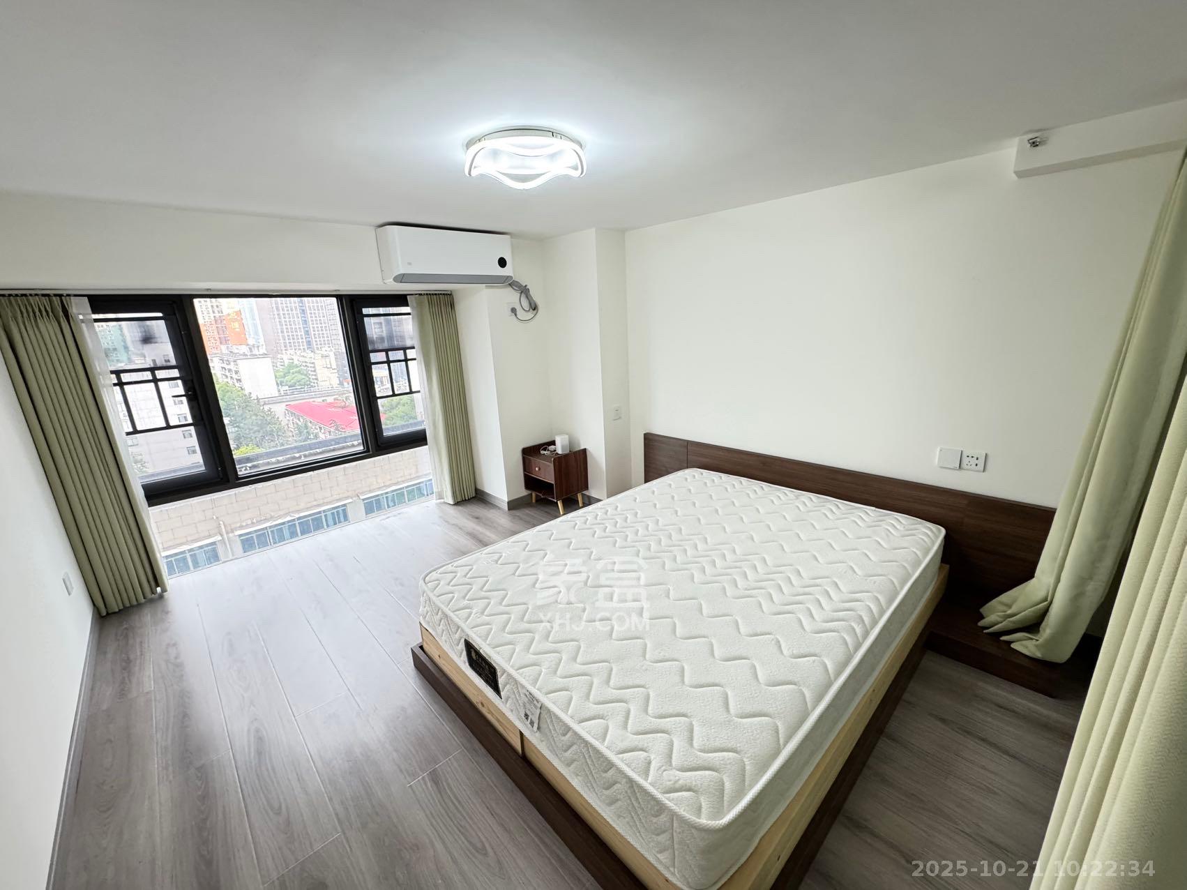 时代MOMA云PARK 2室1厅1卫 2500.0元/月 时代MOMA云PARK 2室1厅1卫 2500.0元/月室内图