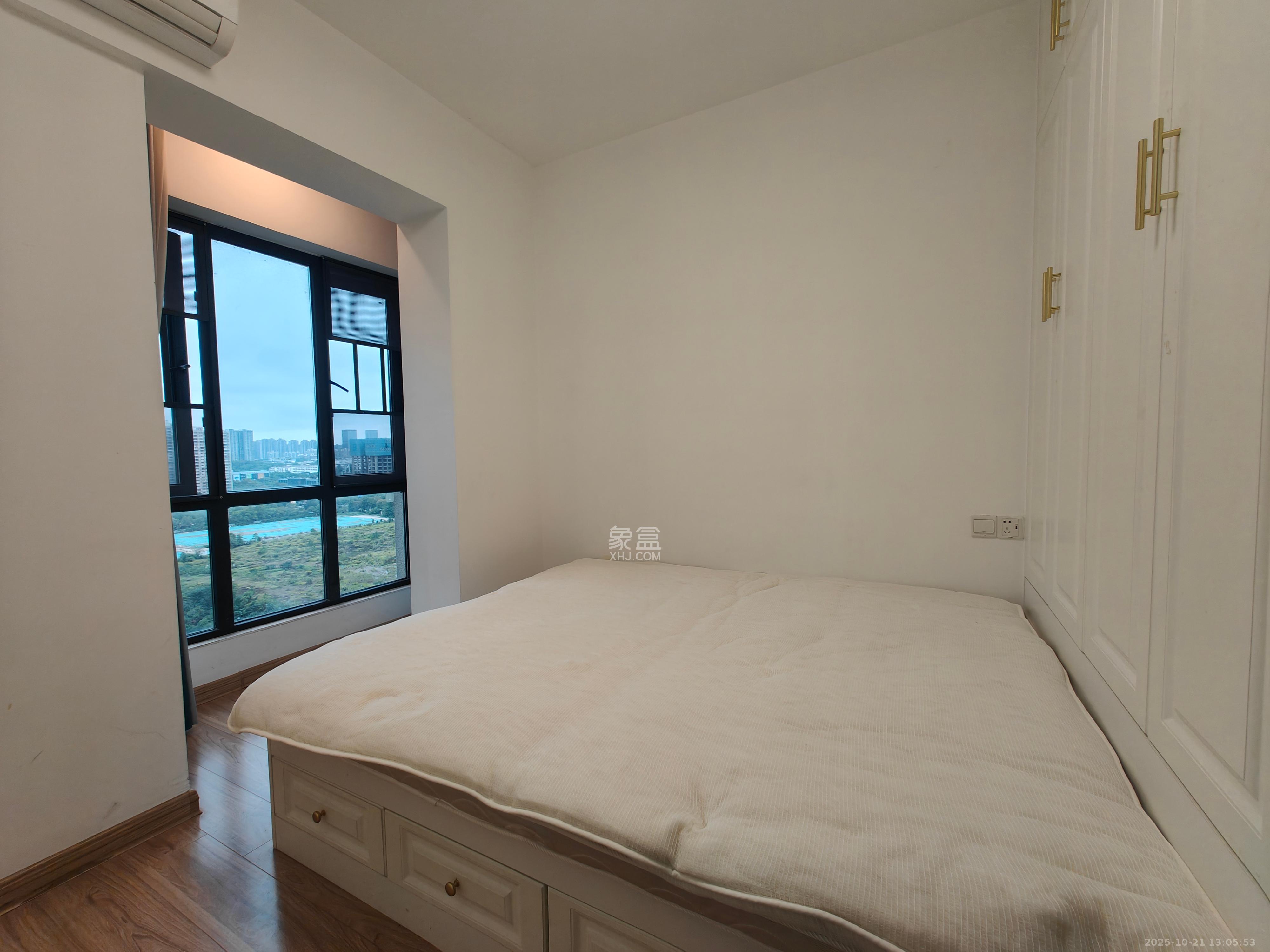 新长海漓湘悦  2室2厅1卫    1888.0元/月 新长海漓湘悦  2室2厅1卫    1888.0元/月室内图