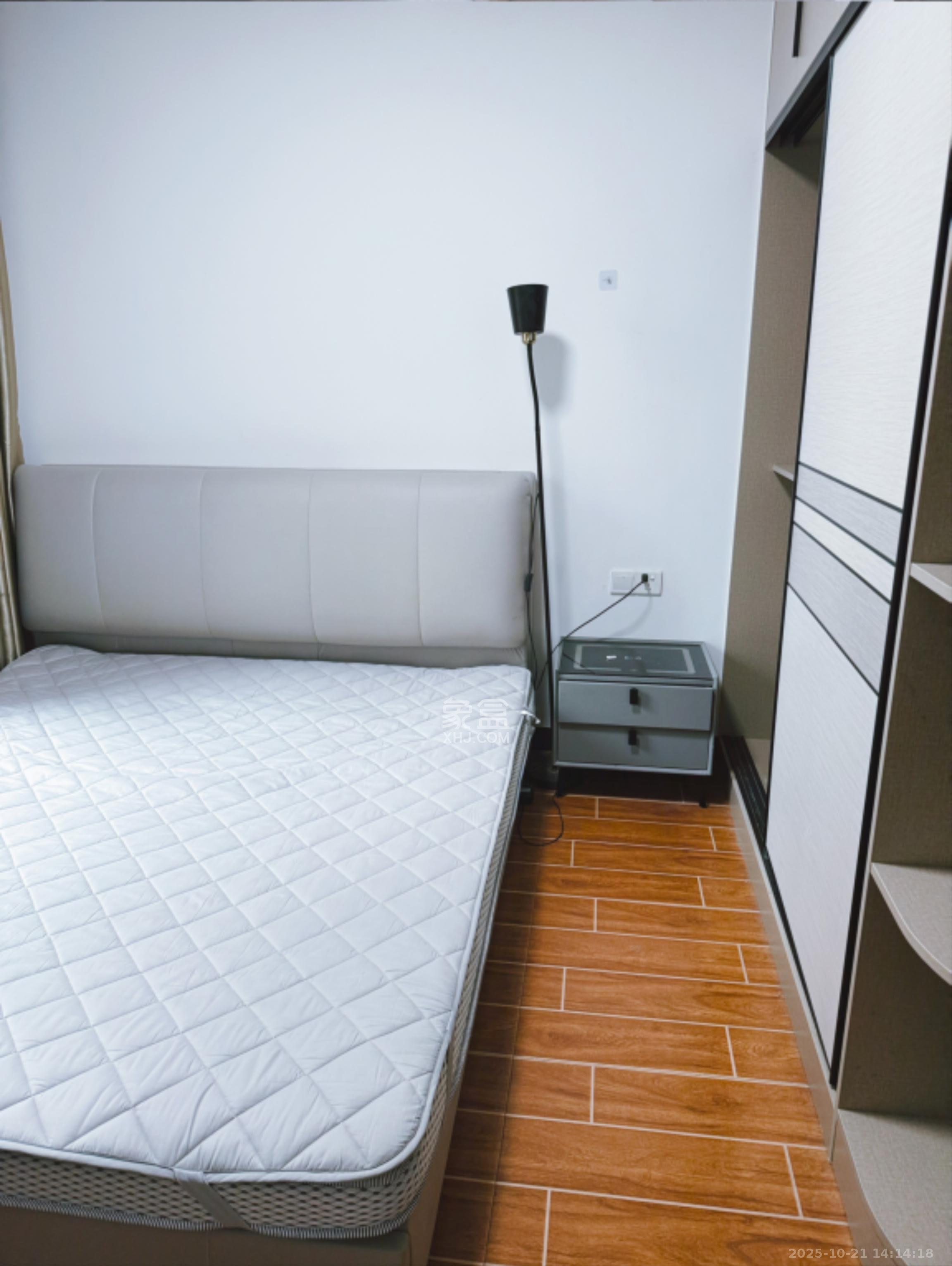 协信星澜汇  2室2厅1卫    2800.0元/月室内图