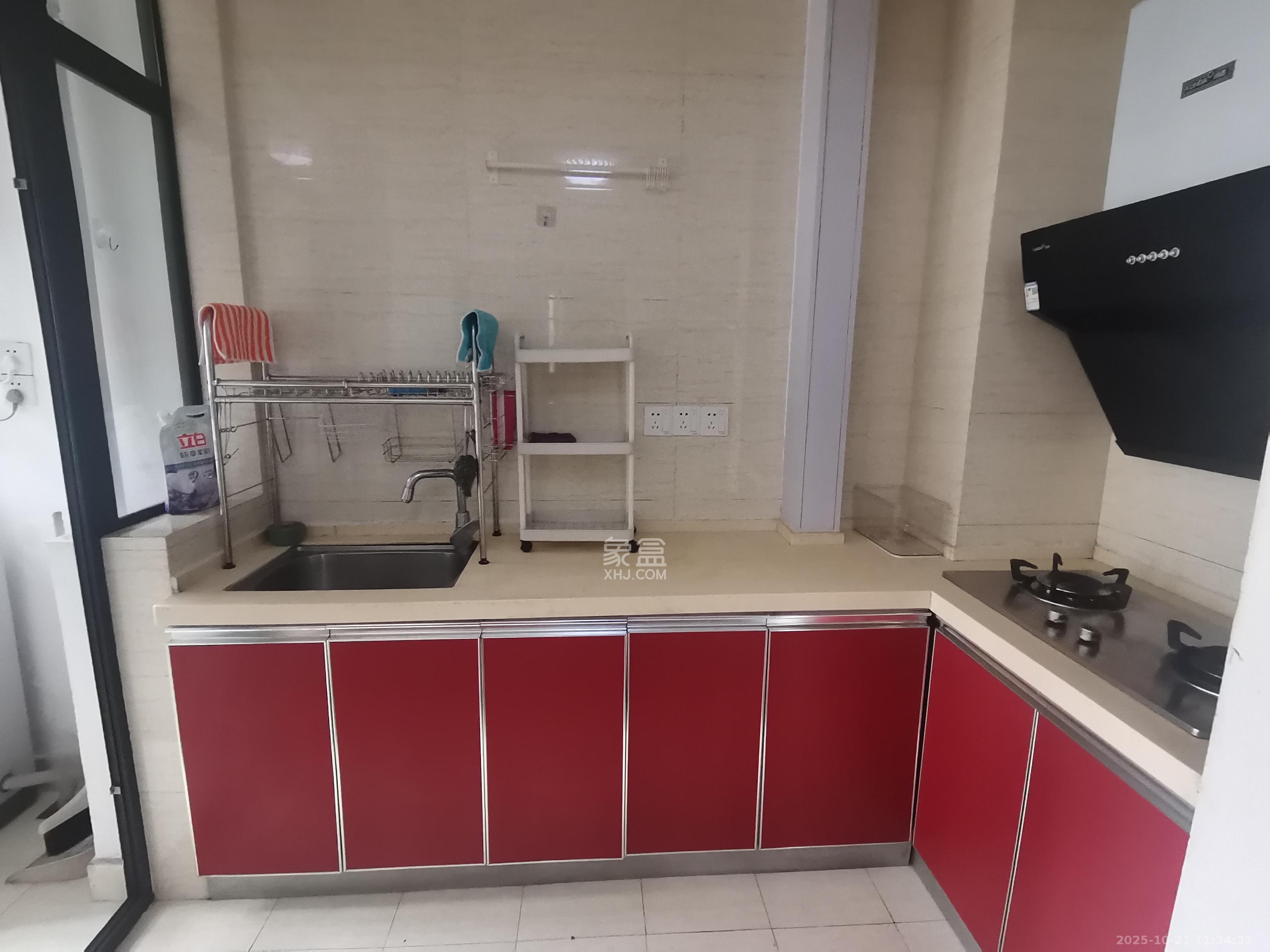 融科东南海 2室1厅1卫 1800.0元/月 融科东南海 2室1厅1卫 1800.0元/月室内图