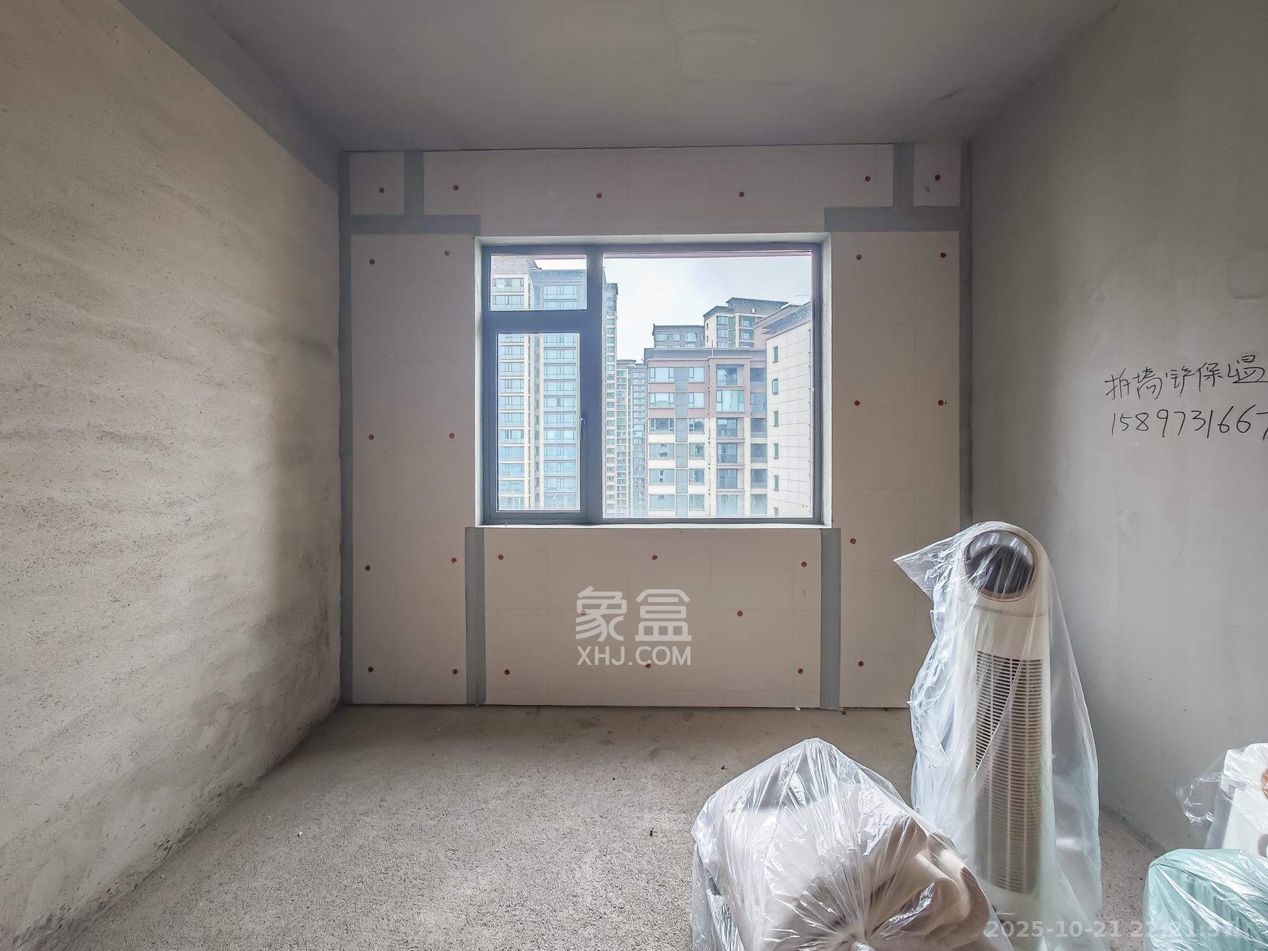 日盛湖湘府 3室2厅1卫 118.0万 日盛湖湘府 3室2厅1卫 118.0万卧室