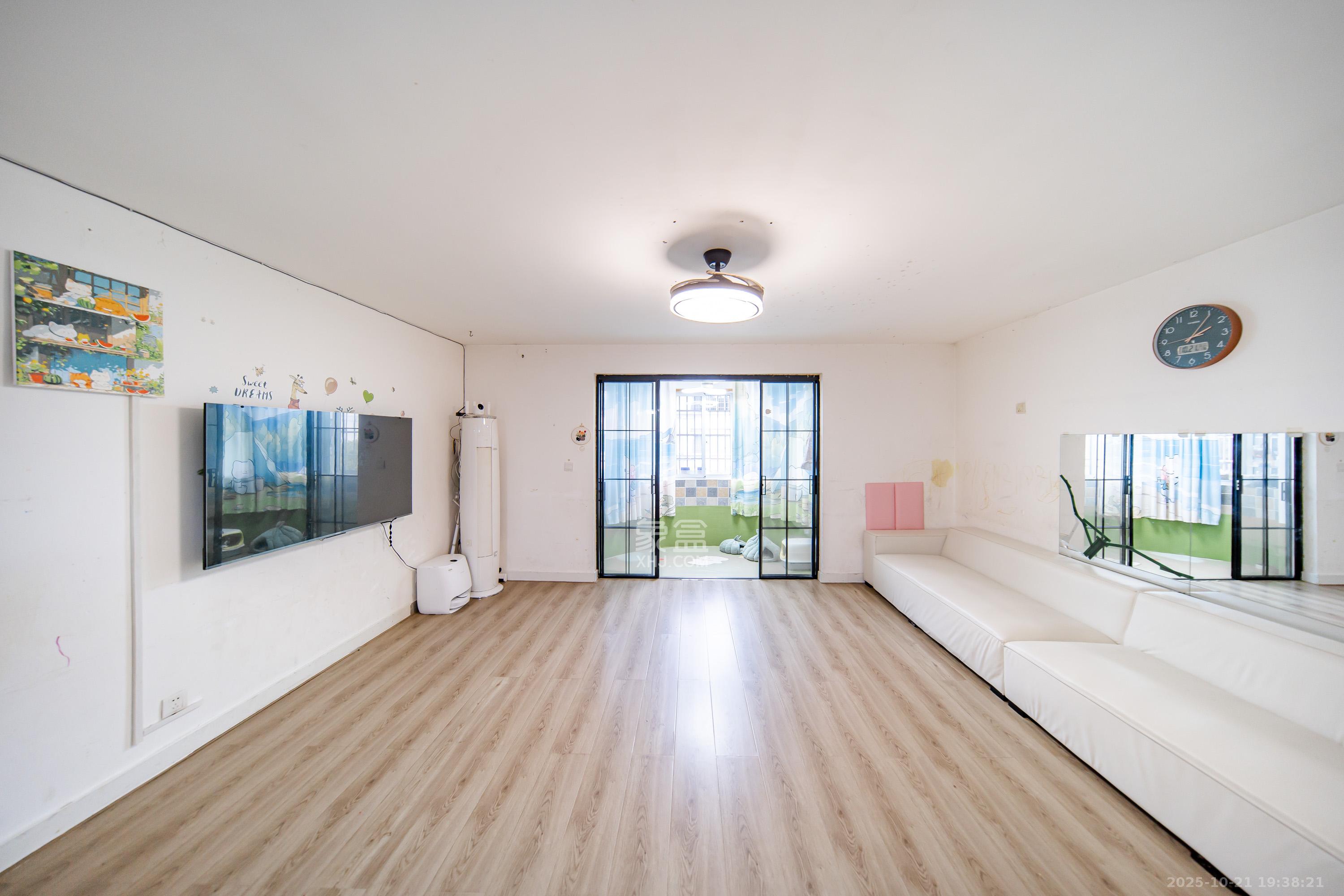 科教新村  3室2厅2卫    95.0万 科教新村  3室2厅2卫    95.0万