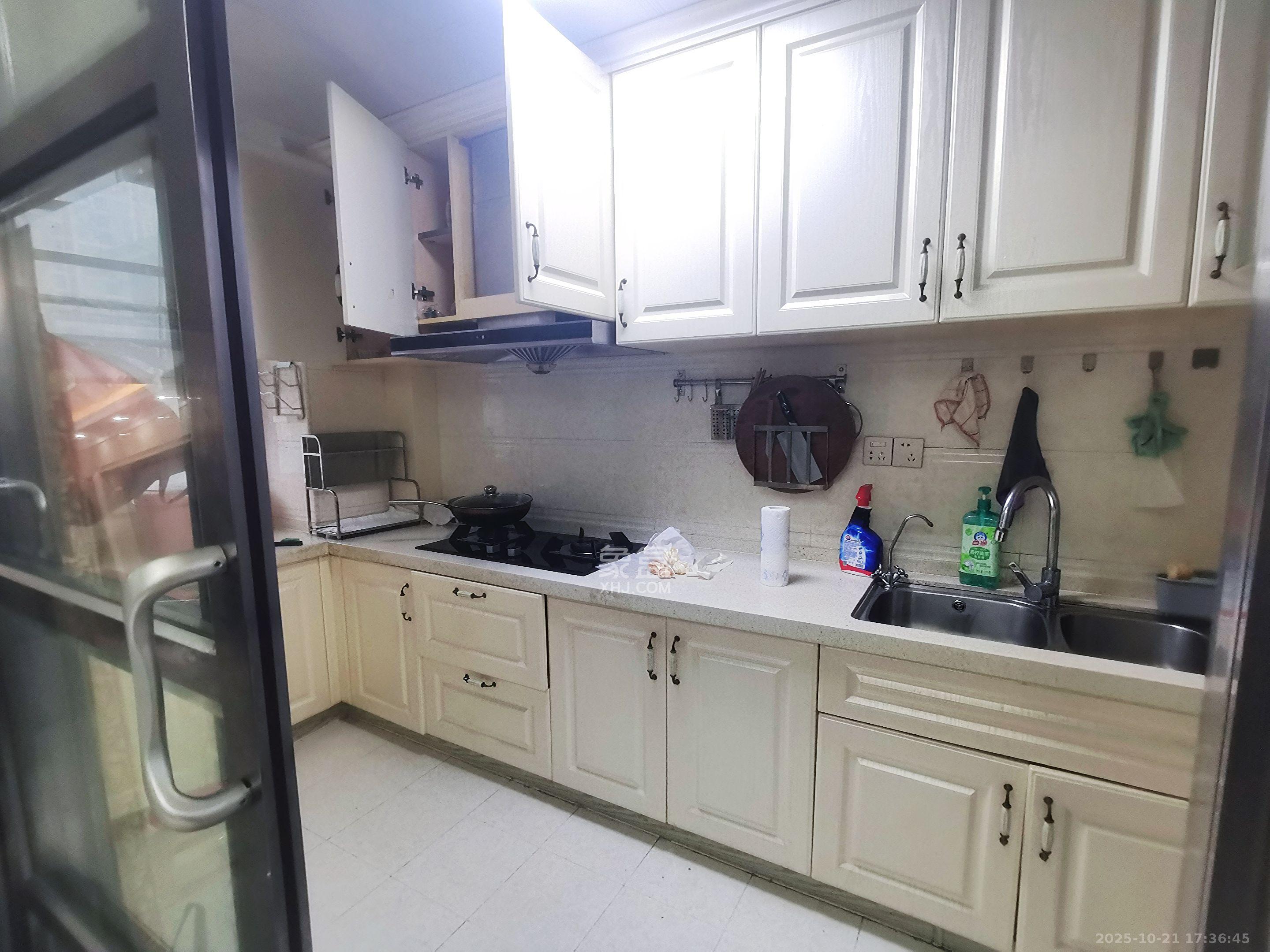 北辰三角洲B2E2区  3室2厅2卫    4300.0元/月 北辰三角洲B2E2区  3室2厅2卫    4300.0元/月室内图