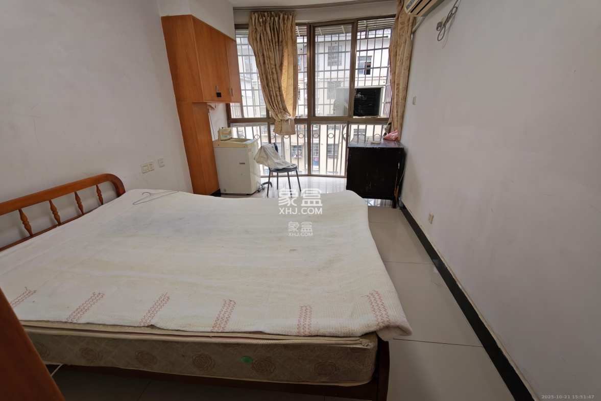 银馨家园 2室1厅1卫 2000.0元/月 银馨家园 2室1厅1卫 2000.0元/月室内图