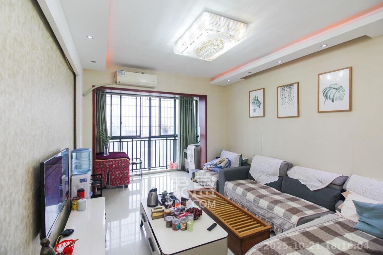 凯姆国际  2室2厅1卫    1800.0元/月室内图