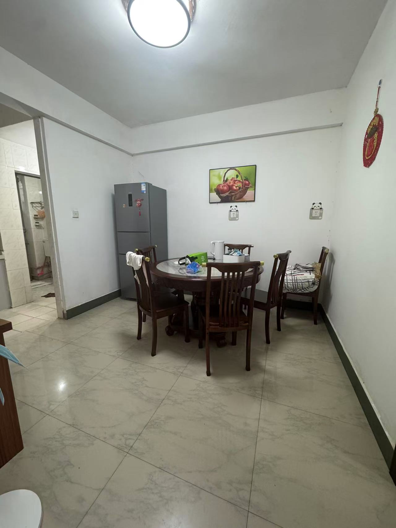 气象局宿舍(海府路60号) 3室2厅1卫 106.0万 气象局宿舍(海府路60号) 3室2厅1卫 106.0万客厅