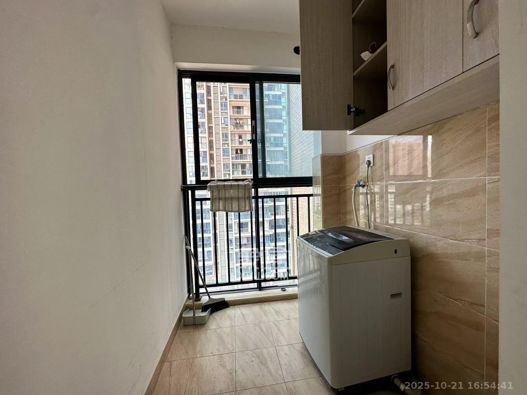 玛丽的花园（金色阳光家园）  3室2厅2卫    2000.0元/月室内图