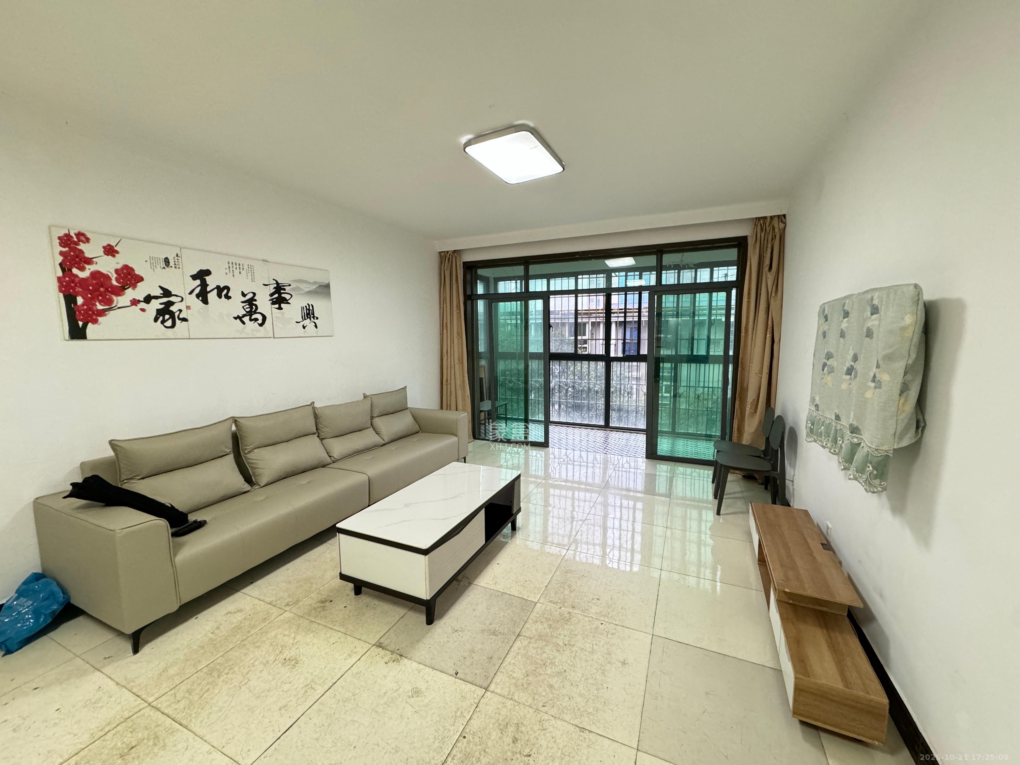 天峰名苑  2室2厅1卫    1900.0元/月室内图