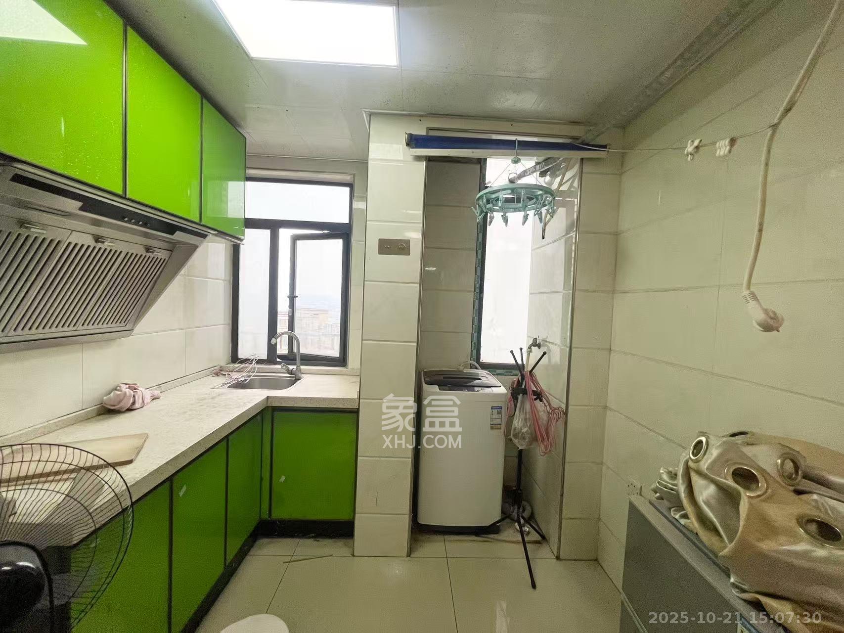 保利麓谷林语I区  1室1厅1卫    1100.0元/月 保利麓谷林语I区  1室1厅1卫    1100.0元/月室内图