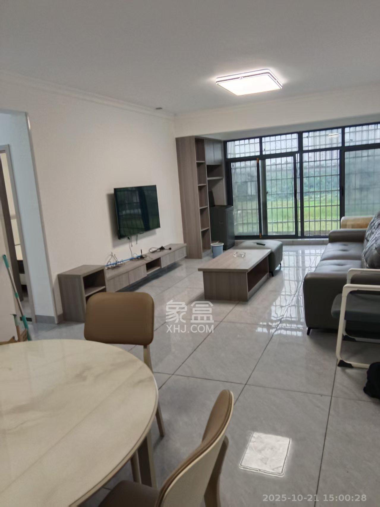 金南家园三期 3室2厅2卫 2500.0元/月 金南家园三期 3室2厅2卫 2500.0元/月室内图