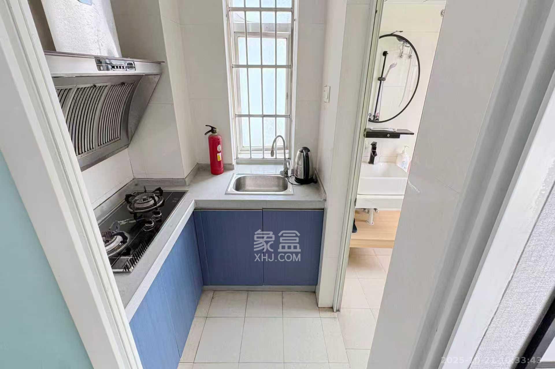 君临国际  1室1厅1卫    1800.0元/月 君临国际  1室1厅1卫    1800.0元/月室内图