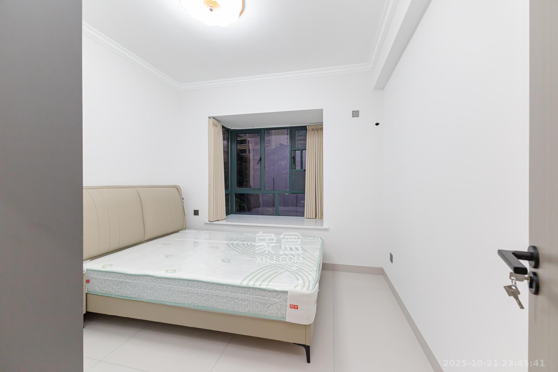 金湘苑(星澜之悦) 4室2厅2卫 98.0万 金湘苑(星澜之悦) 4室2厅2卫 98.0万卧室