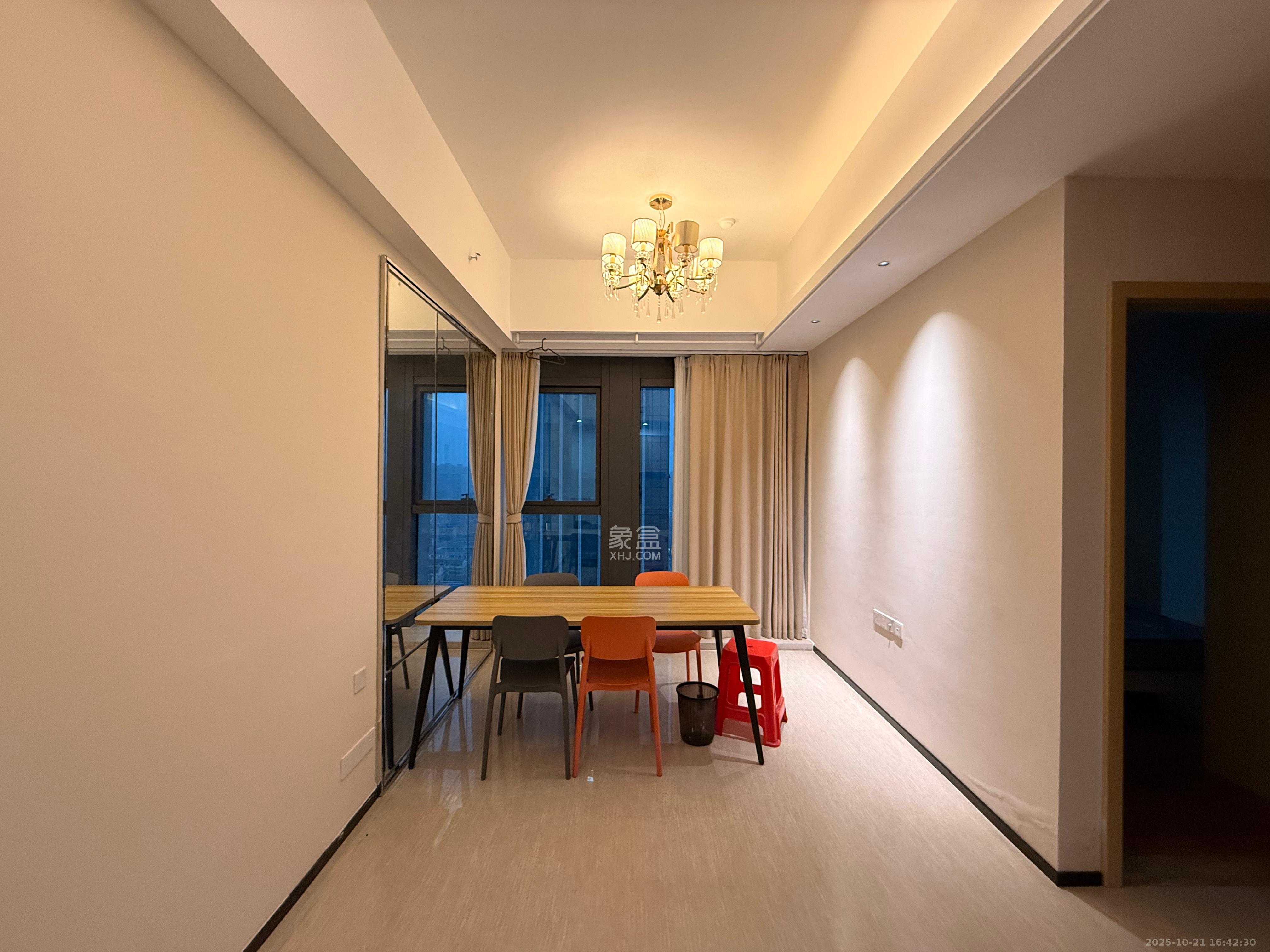 恒大珺悦府 2室2厅1卫 2300.0元/月 恒大珺悦府 2室2厅1卫 2300.0元/月室内图