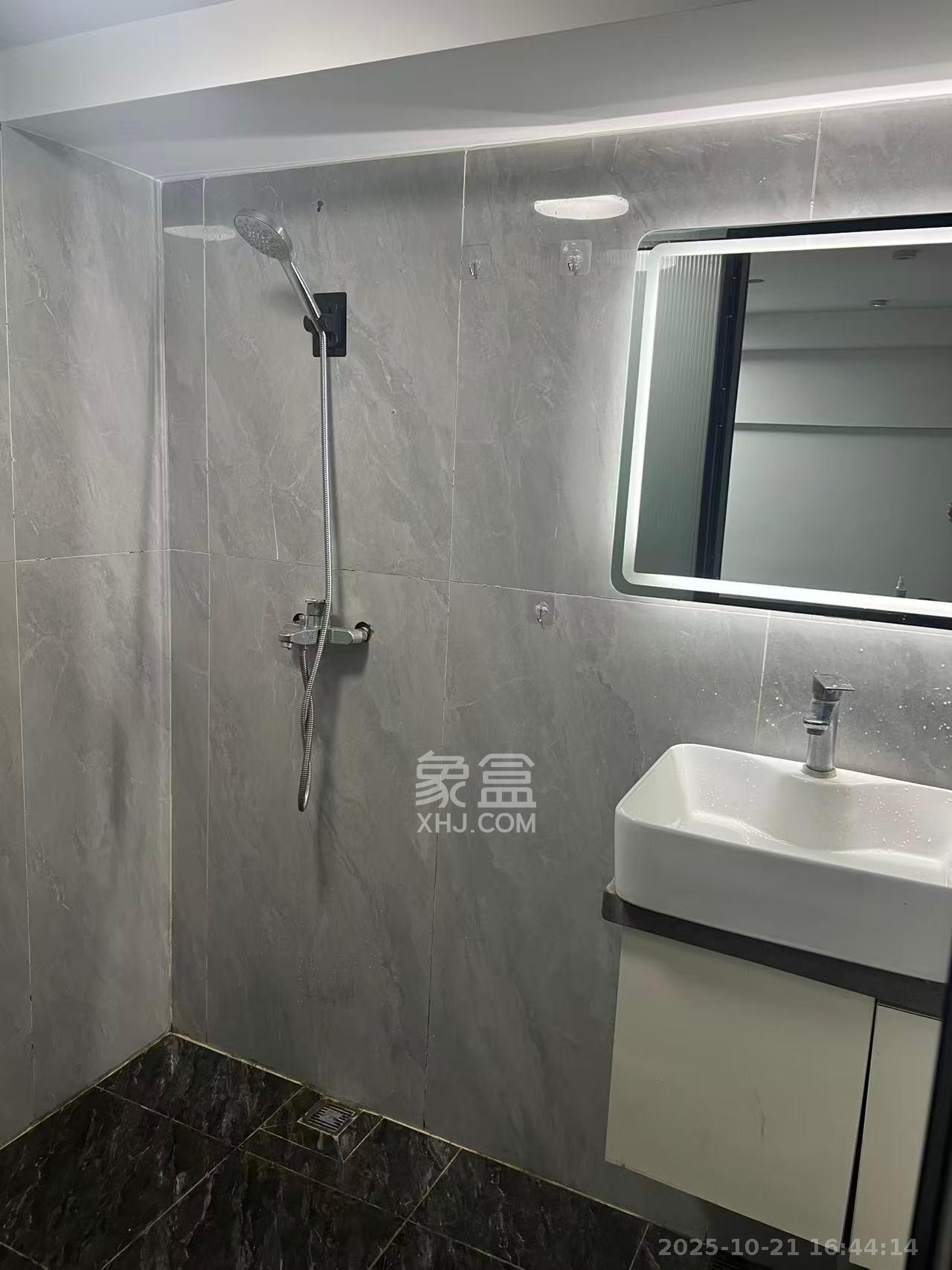 金地中交麓谷香颂(金地中交雅苑) 1室0厅0卫 1350.0元/月 金地中交麓谷香颂(金地中交雅苑) 1室0厅0卫 1350.0元/月室内图