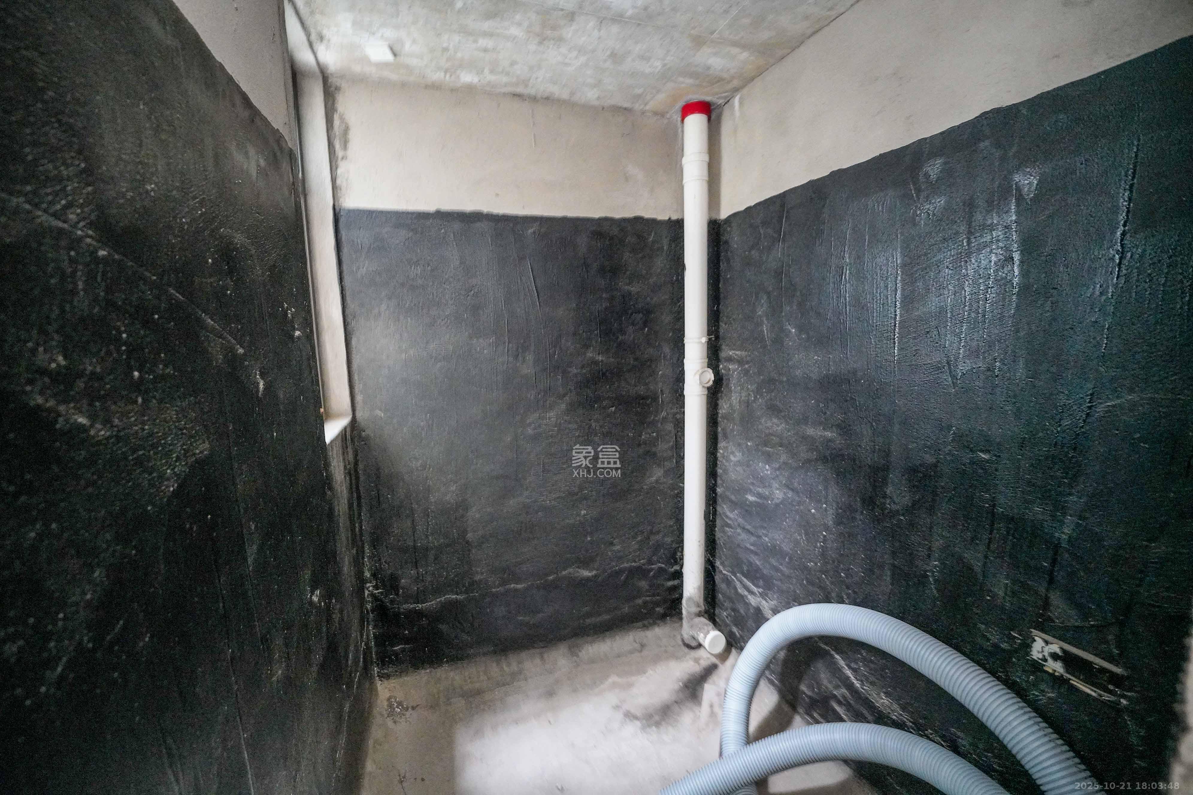 五矿万境蓝山  4室2厅2卫    170.0万卫生间