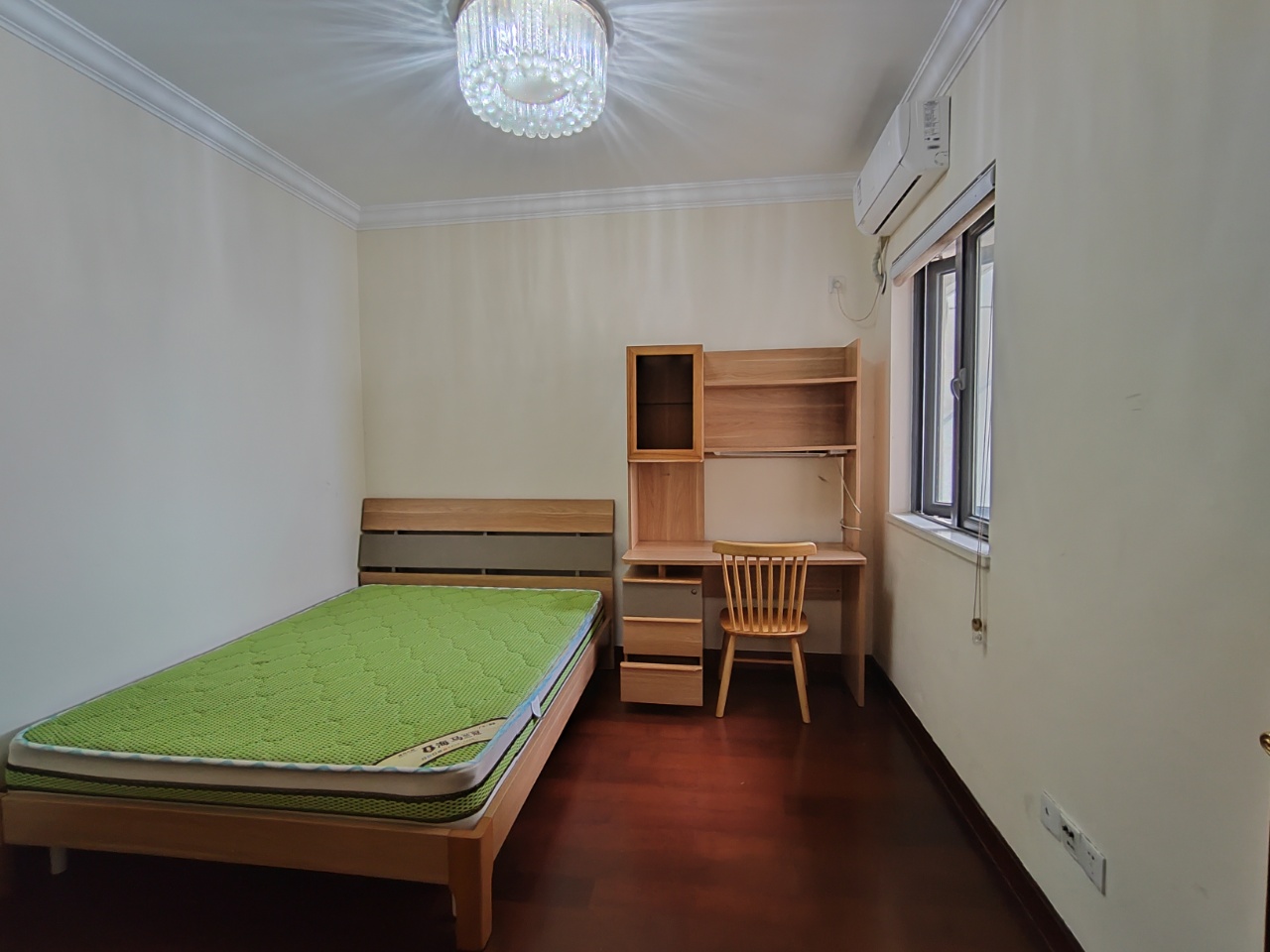 恒大外滩  2室2厅1卫    3000.0元/月 恒大外滩  2室2厅1卫    3000.0元/月室内图