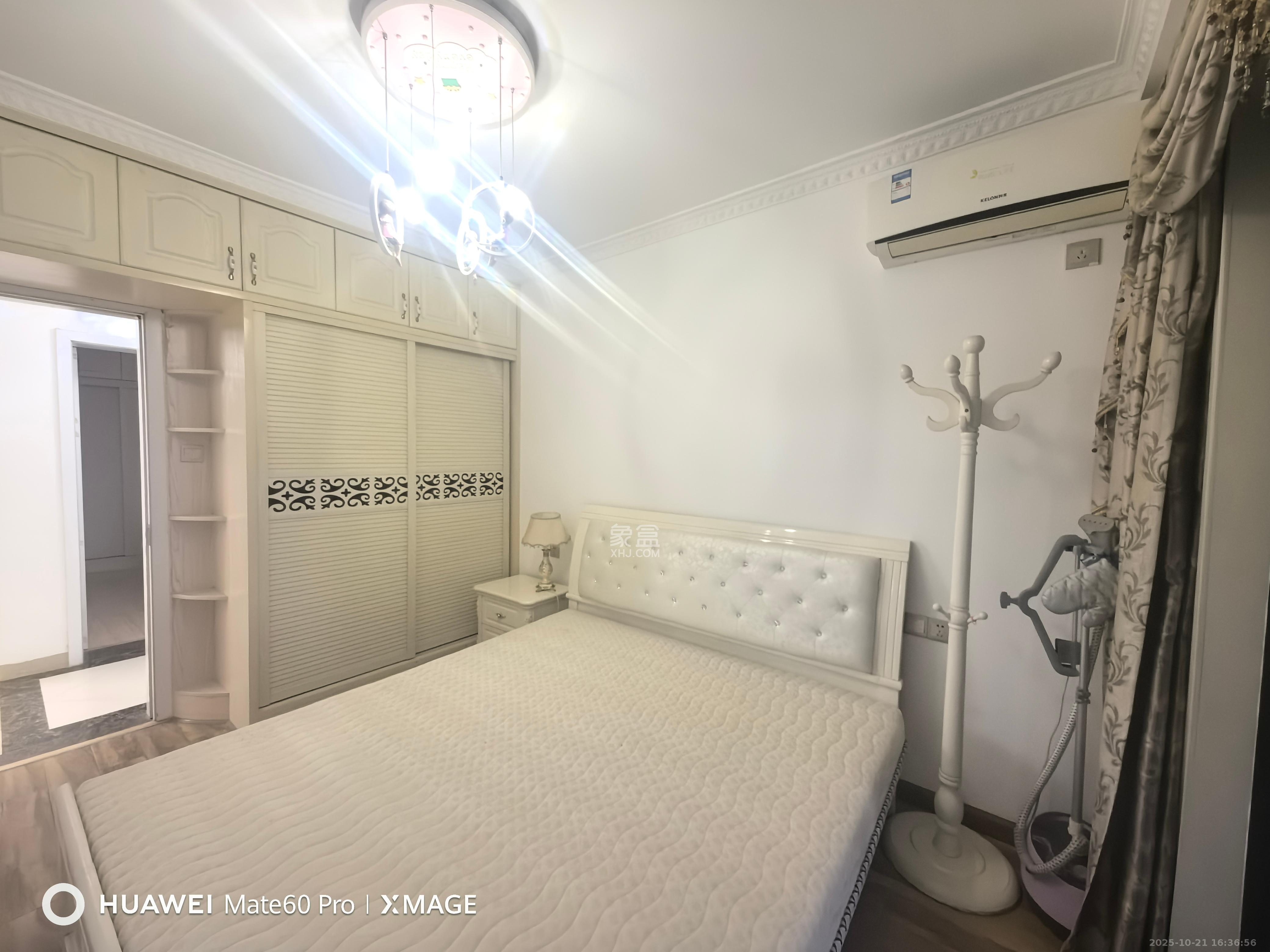 新城国际花都  3室2厅2卫    1800.0元/月 新城国际花都  3室2厅2卫    1800.0元/月室内图