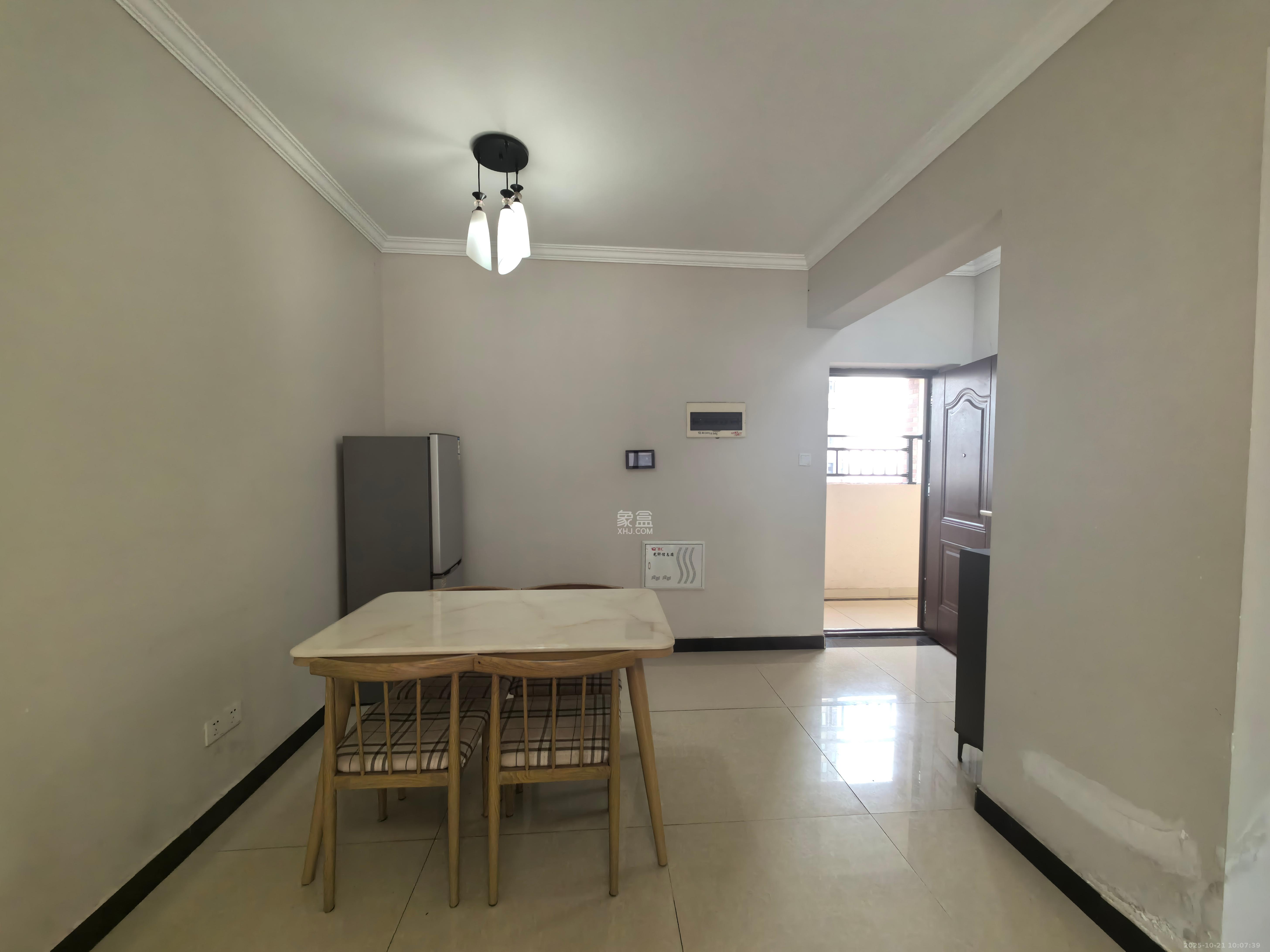 深业喜汇  2室2厅1卫    1850.0元/月 深业喜汇  2室2厅1卫    1850.0元/月室内图