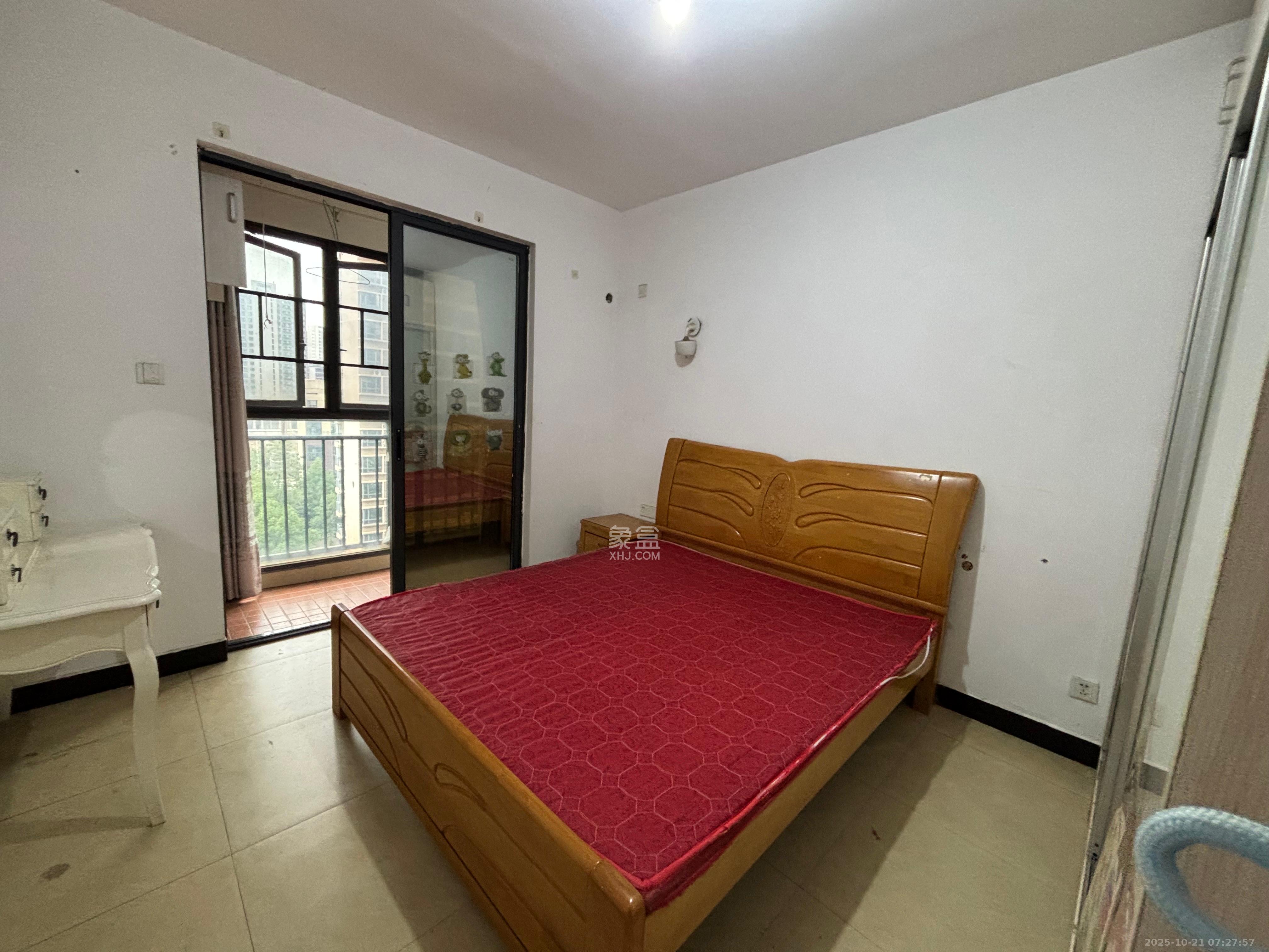 东岸城邦  2室1厅1卫    1700.0元/月室内图