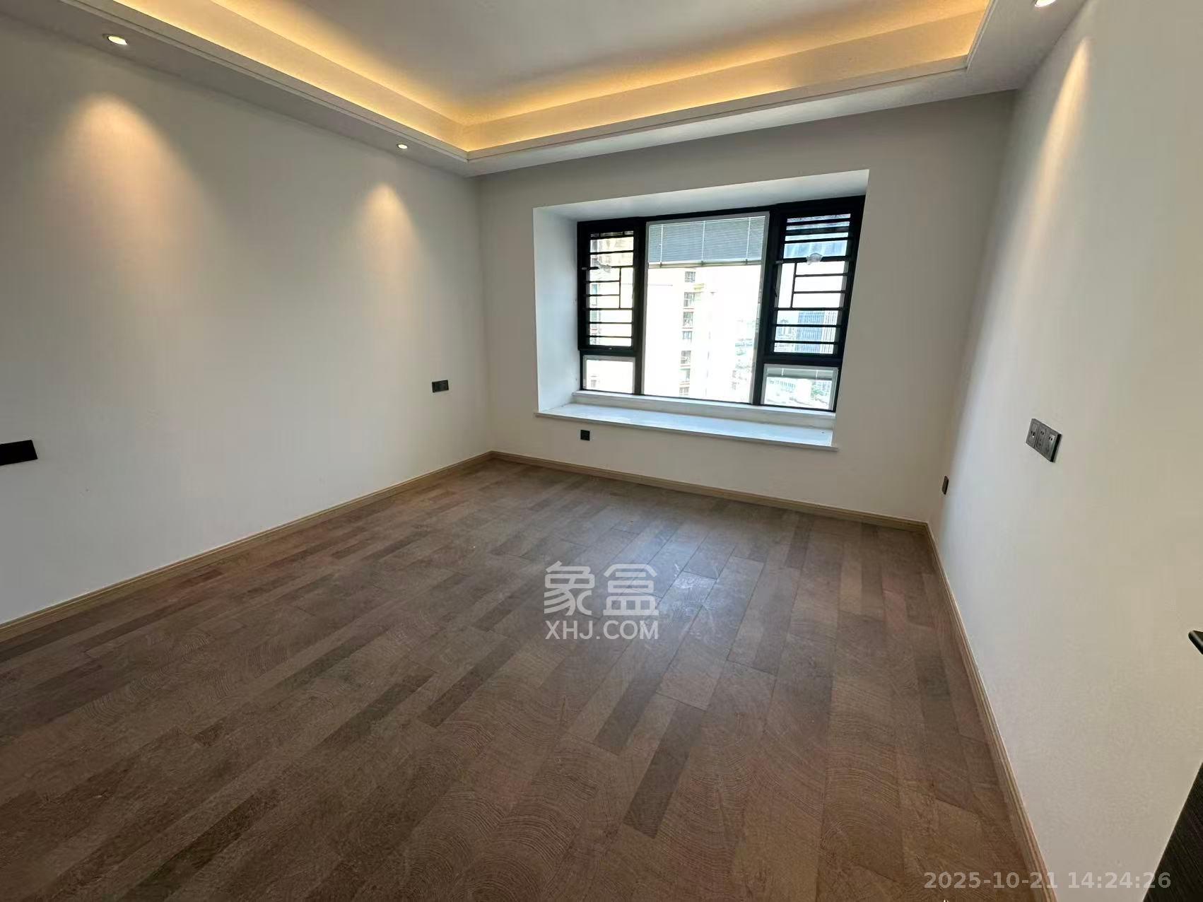 臻园  5室2厅2卫    4500.0元/月 臻园  5室2厅2卫    4500.0元/月室内图