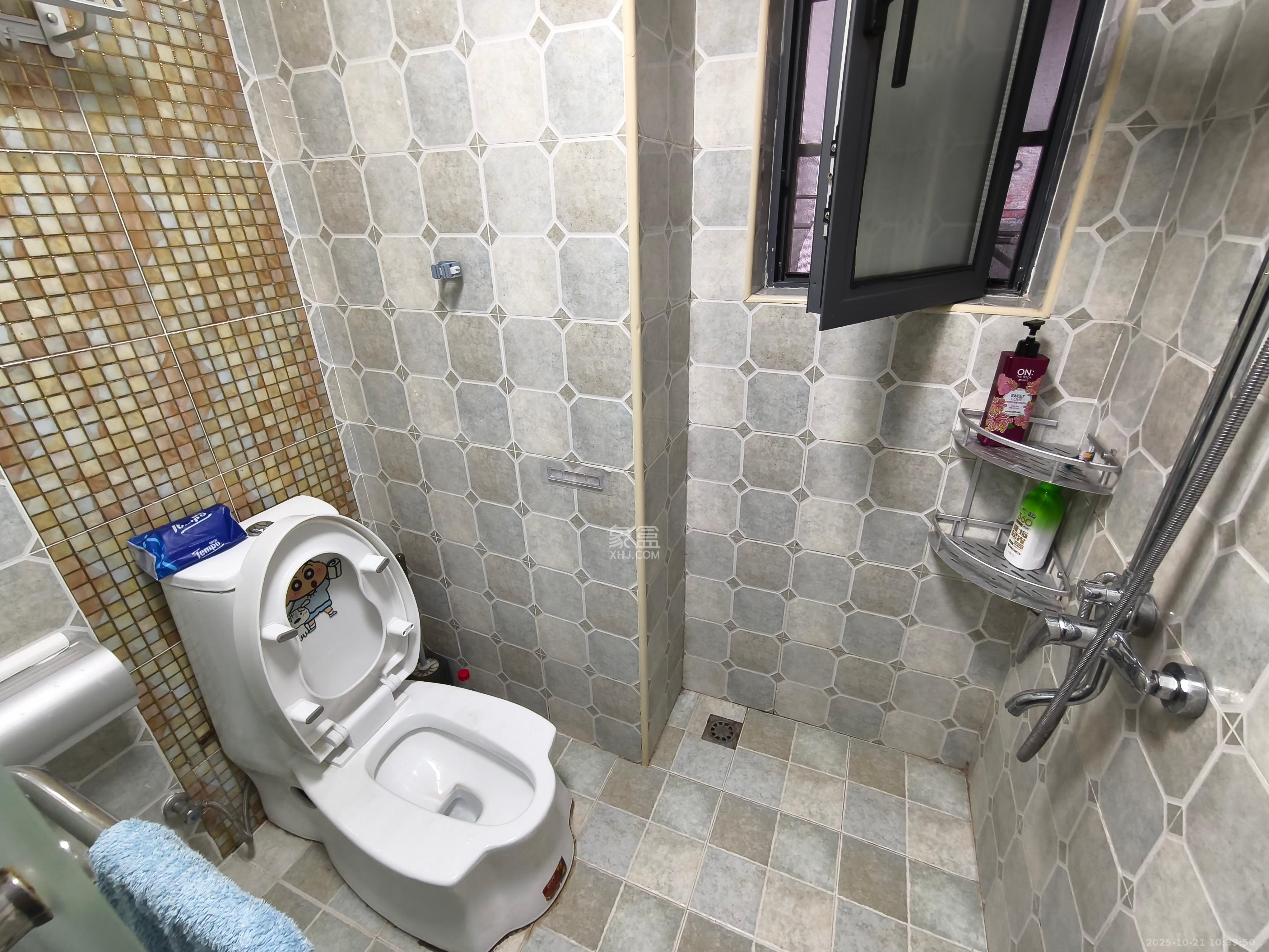 东怡外国（南湖一号)  1室1厅1卫    2000.0元/月室内图